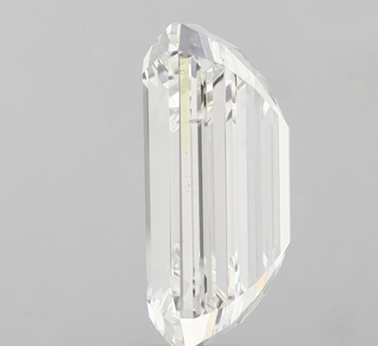 Emerald Cut Diamond F Colour VS2 Clarity 10.03 Carat EX EX - IGI - Image 2 of 8