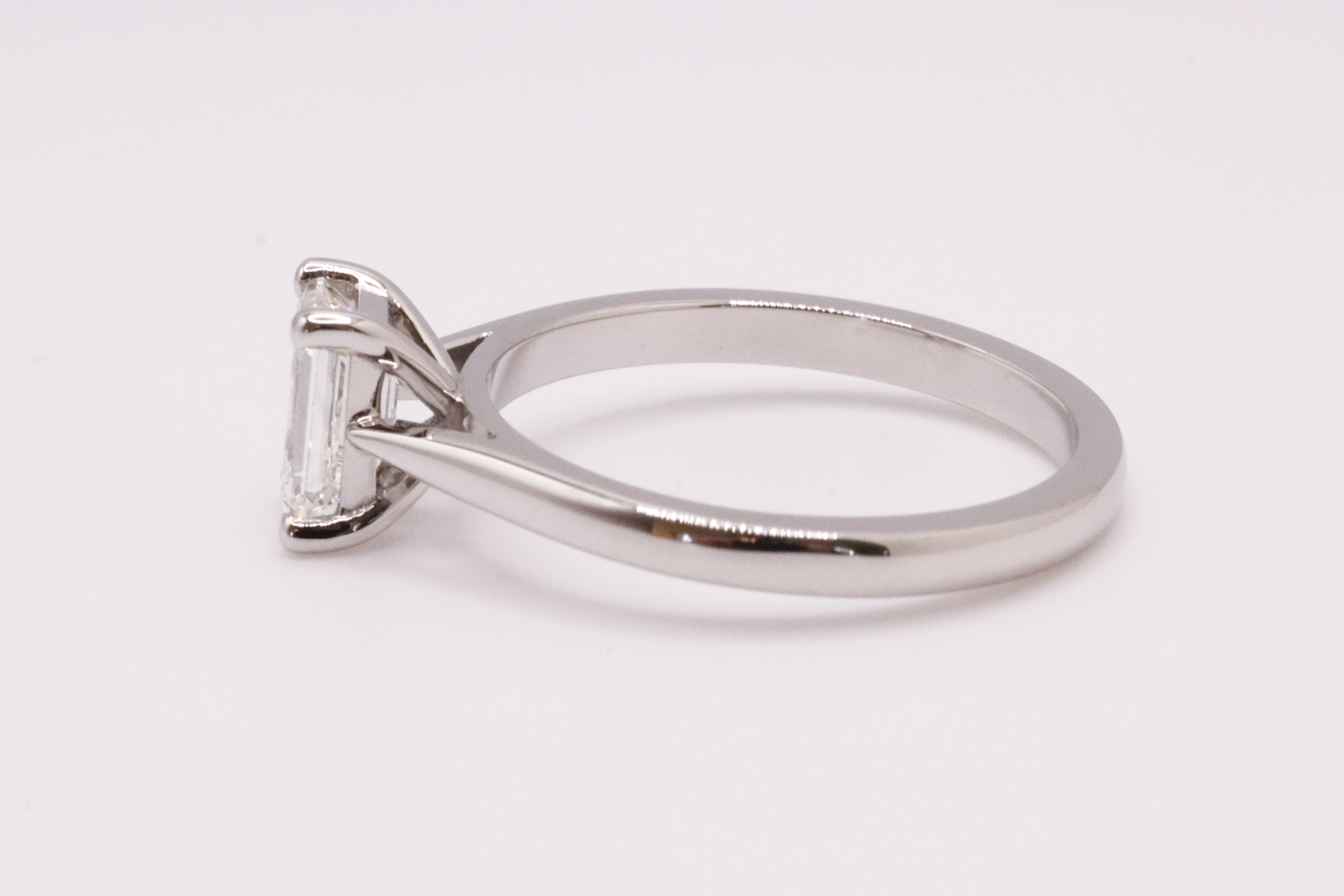 Emerald Cut Natural Diamond Platinum Ring 1.00 Carat D Colour VS1 Clarity EX EX - GIA - Bild 5 aus 6
