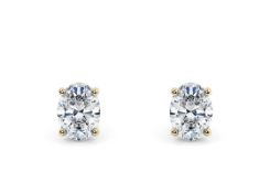 Oval Cut 2.00 Carat Natural Diamond Earrings Set in 18kt Yellow Gold - E Colour SI Clarity - GIA