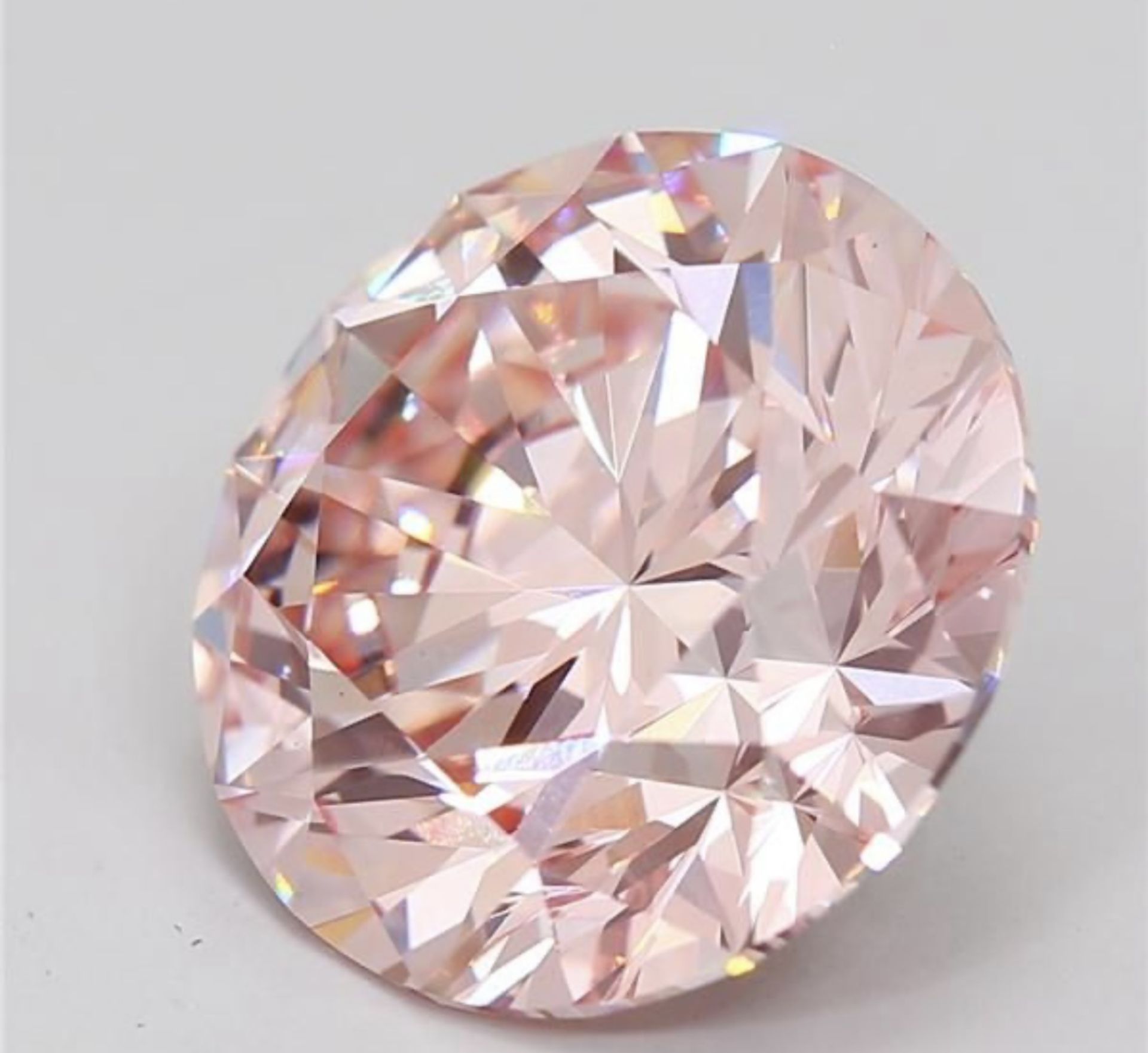 Round Brilliant Cut Diamond 7.42 Carat Fancy Pink Colour VS1 Clarity - IGI Certificate - Bild 2 aus 8