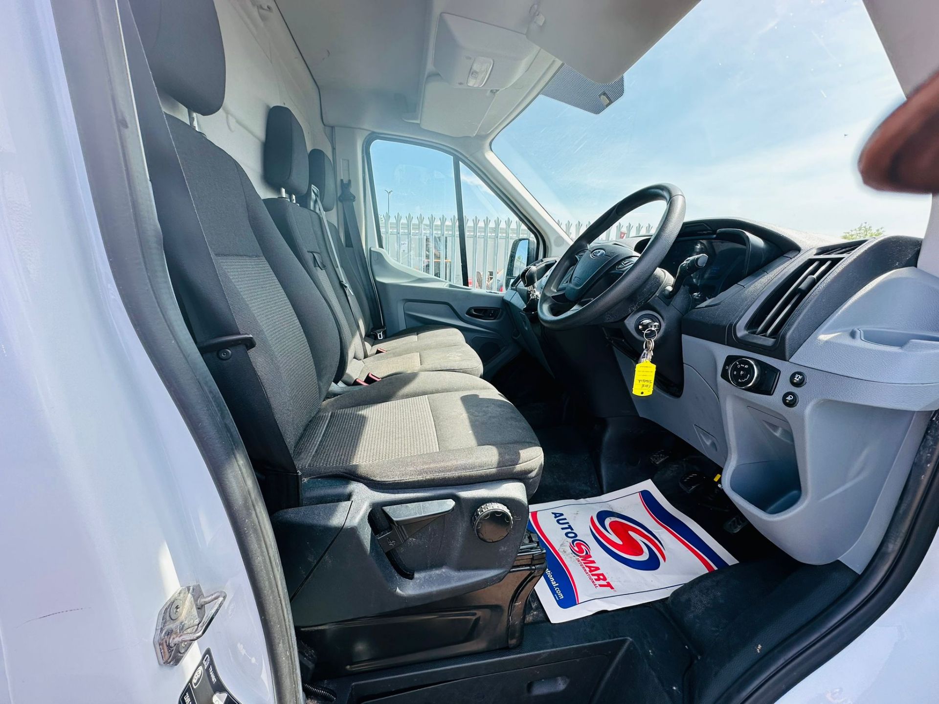 Ford Transit 2.0 TDCI 130 L3 H3 2019 '19 Reg' Panel Van - ULEZ Compliant - Plylined - Bluetooth - Image 12 of 16