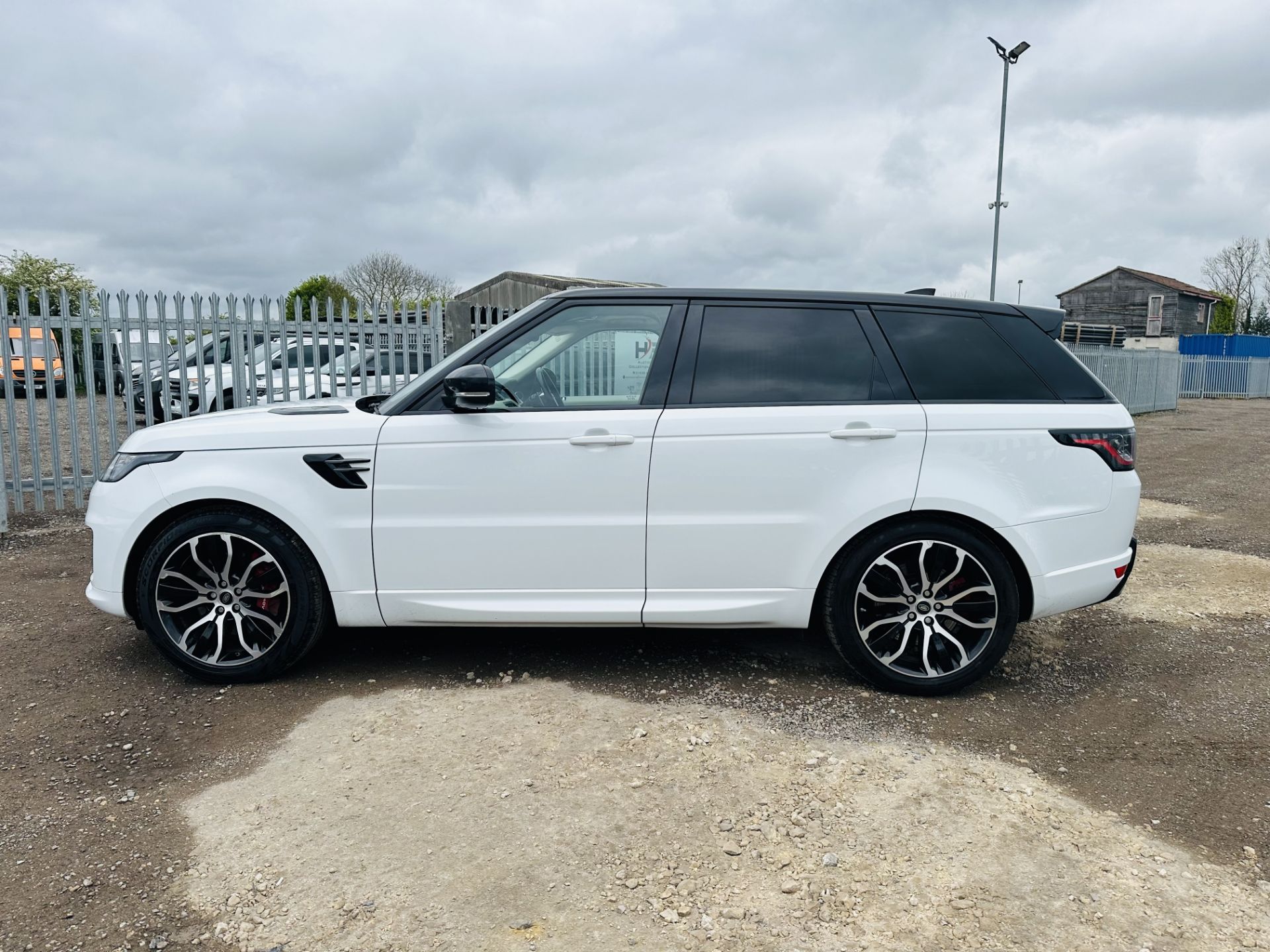 Land Rover Range Rover Sport 2.0 P400E HSE Dynamic 2019 '69 Reg' - ULEZ Compliant - Sat Nav - A/C - Image 5 of 31