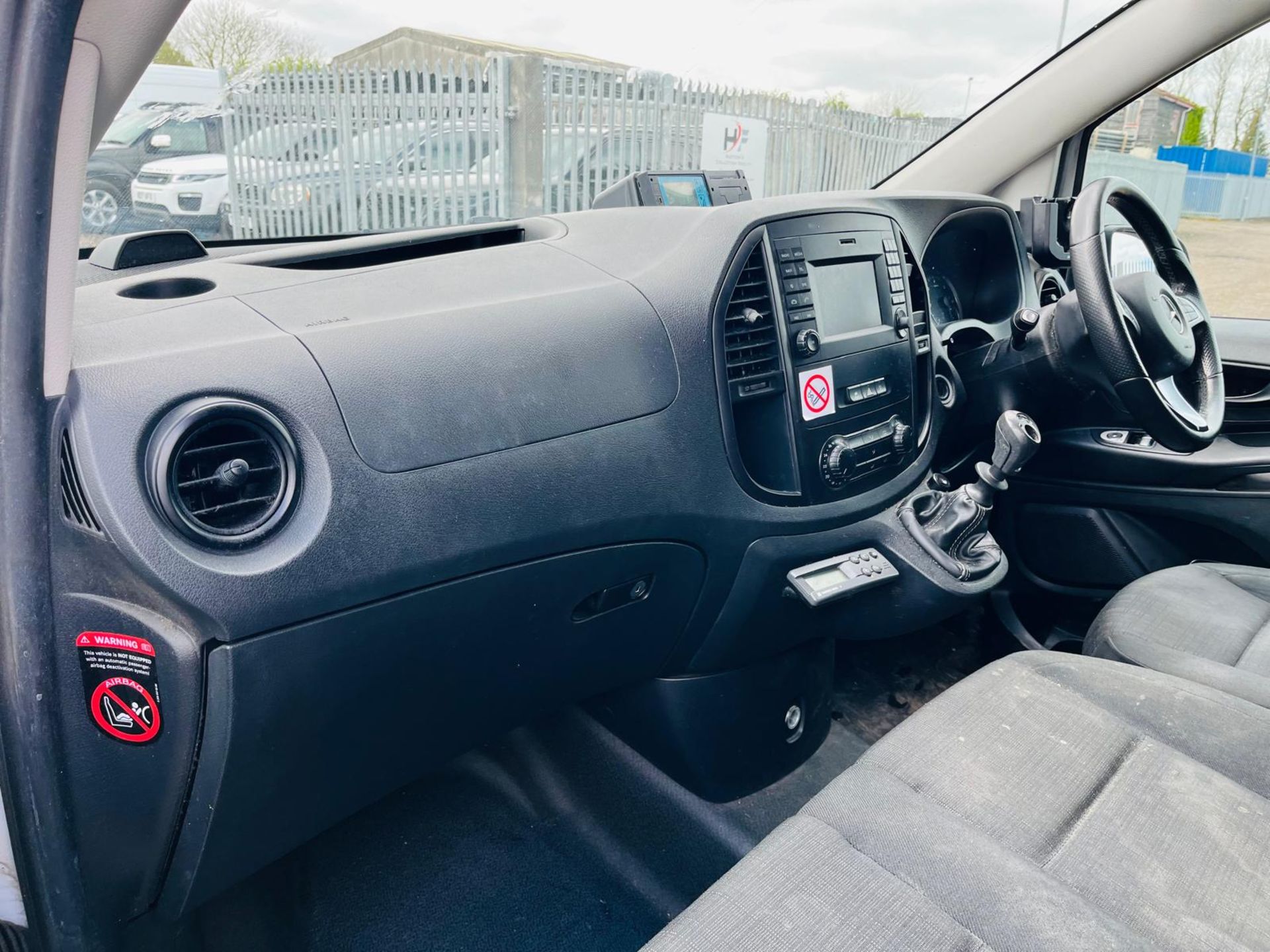 Mercedes Benz Vito 114 CDI RWD Fridge/Freezer 2.1 2019 '19 Reg '-ULEZ Compliant-Parking Sensors-A/C - Image 23 of 27