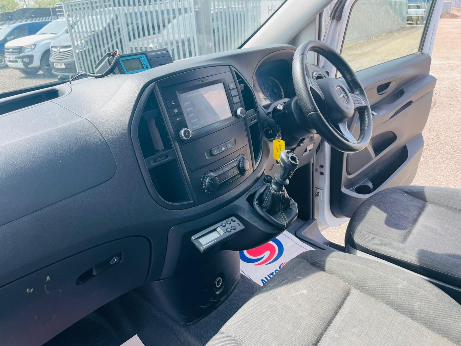 Mercedes Benz Vito 114 CDI RWD Fridge/Freezer 2.1 2019 '69 Reg '-ULEZ Compliant-Parking Sensors-A/C - Bild 26 aus 31