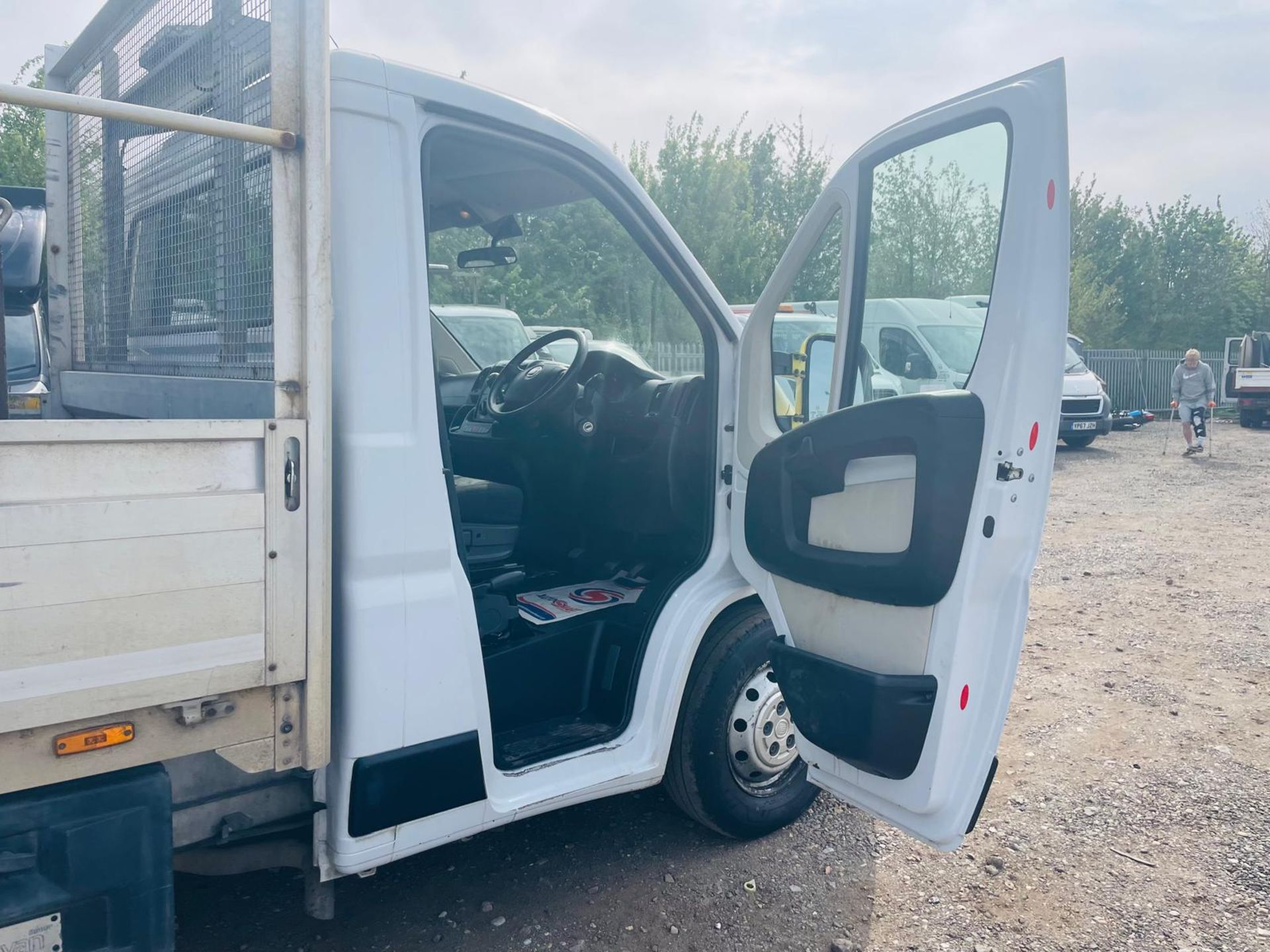Fiat Ducato 35 Maxi 2.3 MultiJet 130 L3H1 Dropside 2019 '69 Reg'-1 Former keepers - Only 76,029 - Image 14 of 27