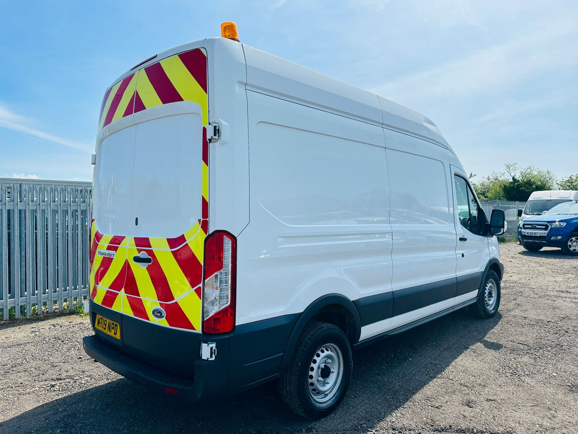 Ford Transit 2.0 TDCI 130 L3 H3 2019 '19 Reg' Panel Van - ULEZ Compliant - Plylined - Bluetooth - Bild 10 aus 16