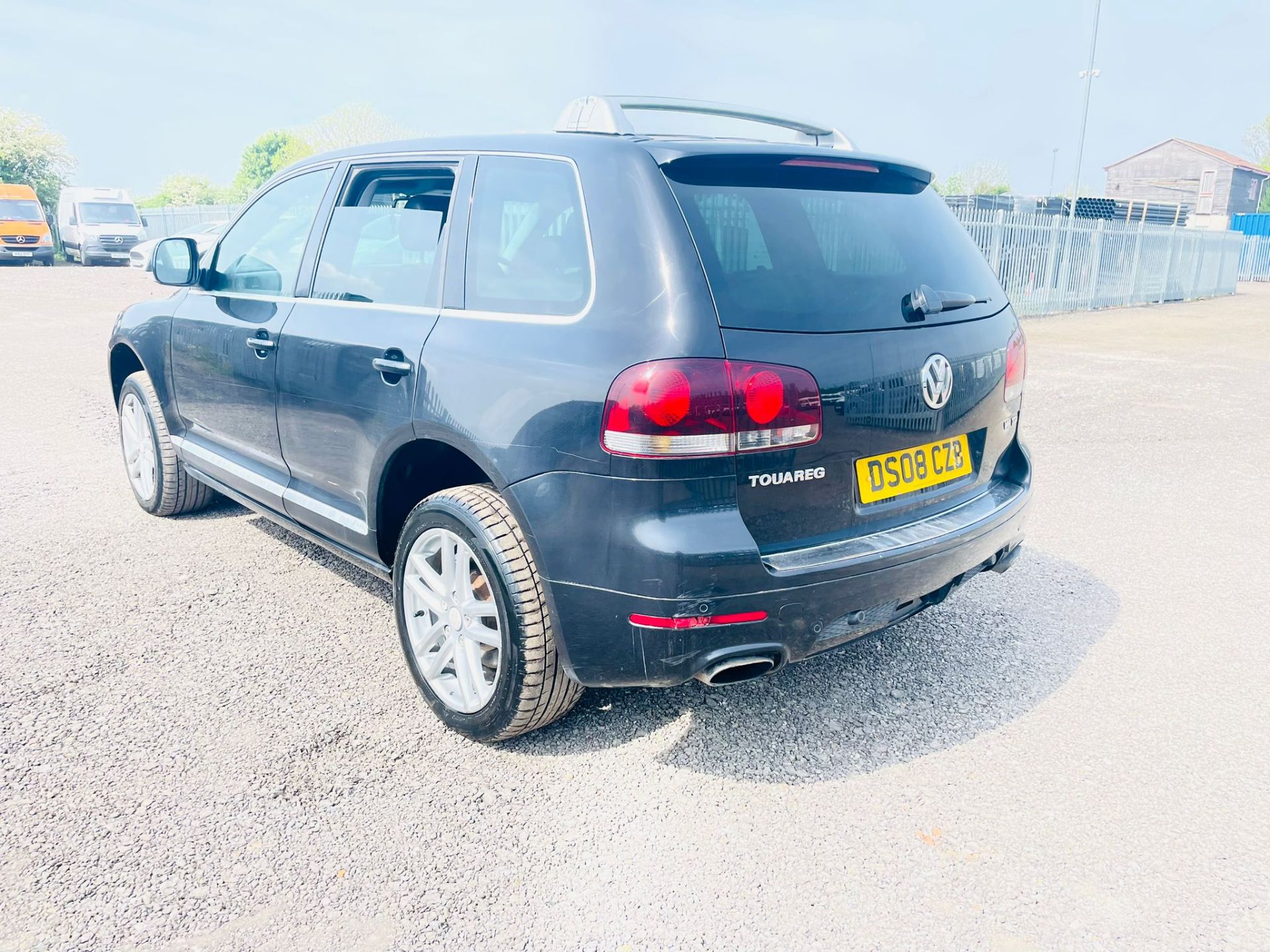 ** ON SALE ** Volkswagen Touareg 3.0 V6 Tdi Altitude 2008 '08 Reg'-Parking Sensors -Bluetooth - Image 5 of 35