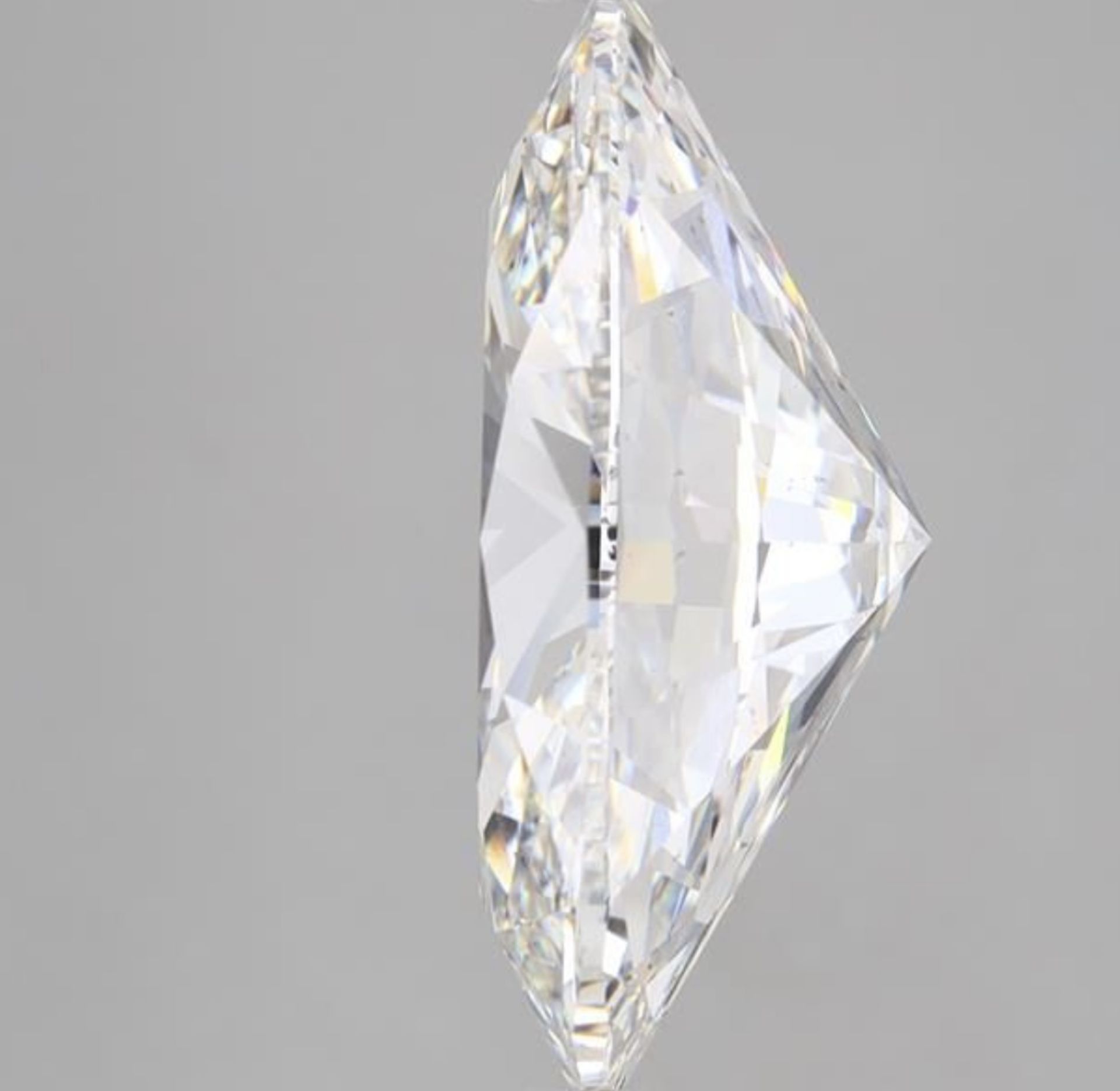 Oval Cut 10.20 Carat Diamond F Colour SI1 Clarity EX EX - IGI - Image 2 of 8