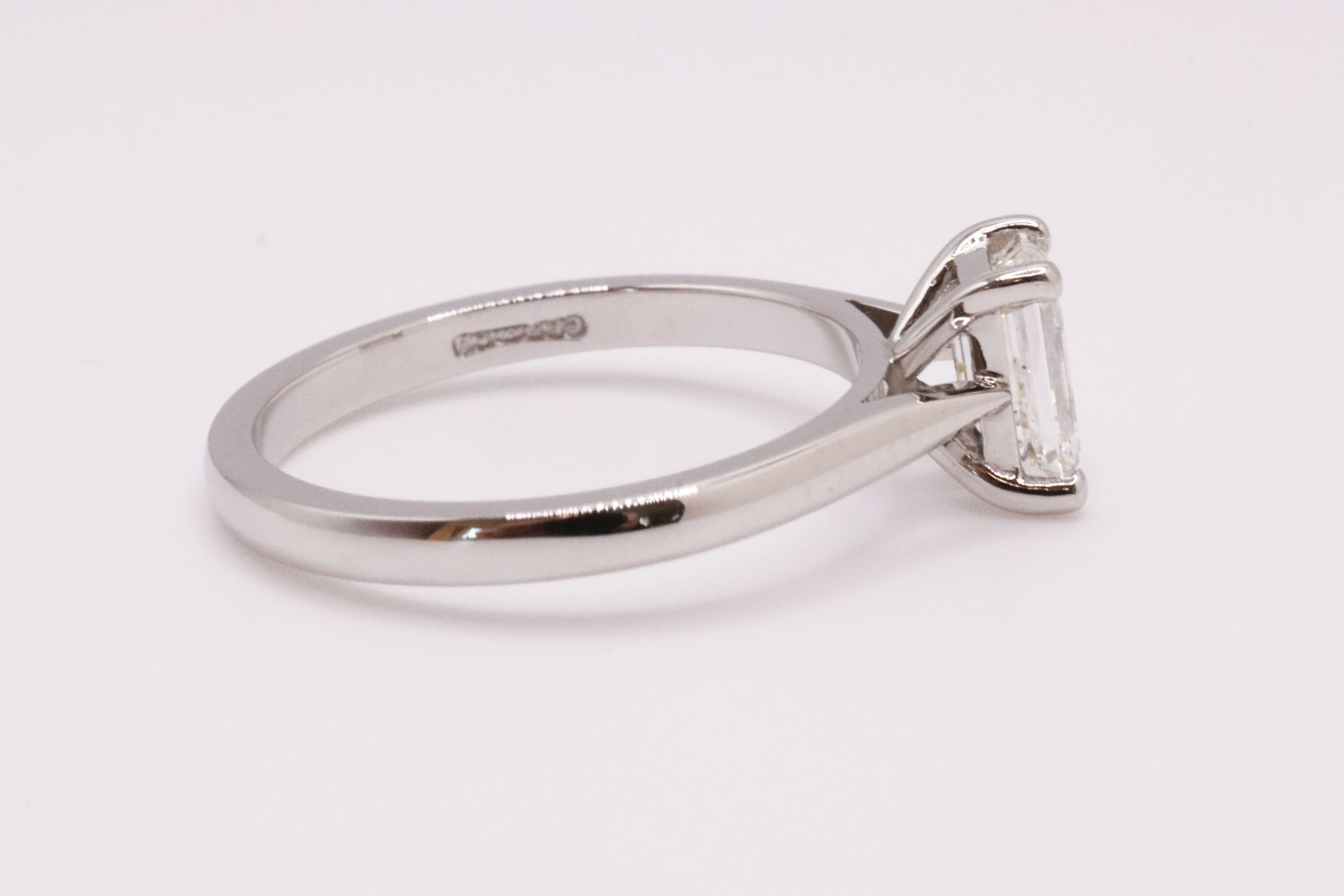 Emerald Cut Natural Diamond Platinum Ring 1.00 Carat D Colour VVS2 Clarity EX EX - GIA - Image 2 of 5