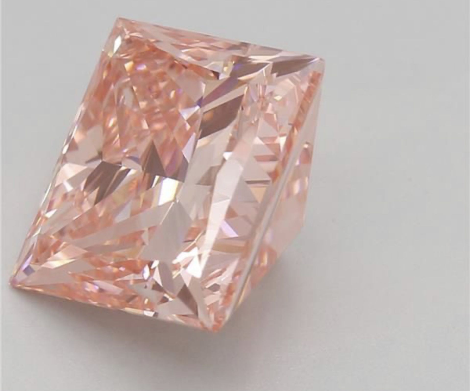 ** ON SALE ** Princess Cut Diamond Fancy Pink Colour VVS2 Clarity 3.02 Carat EX EX - LG593370815 - Image 3 of 8