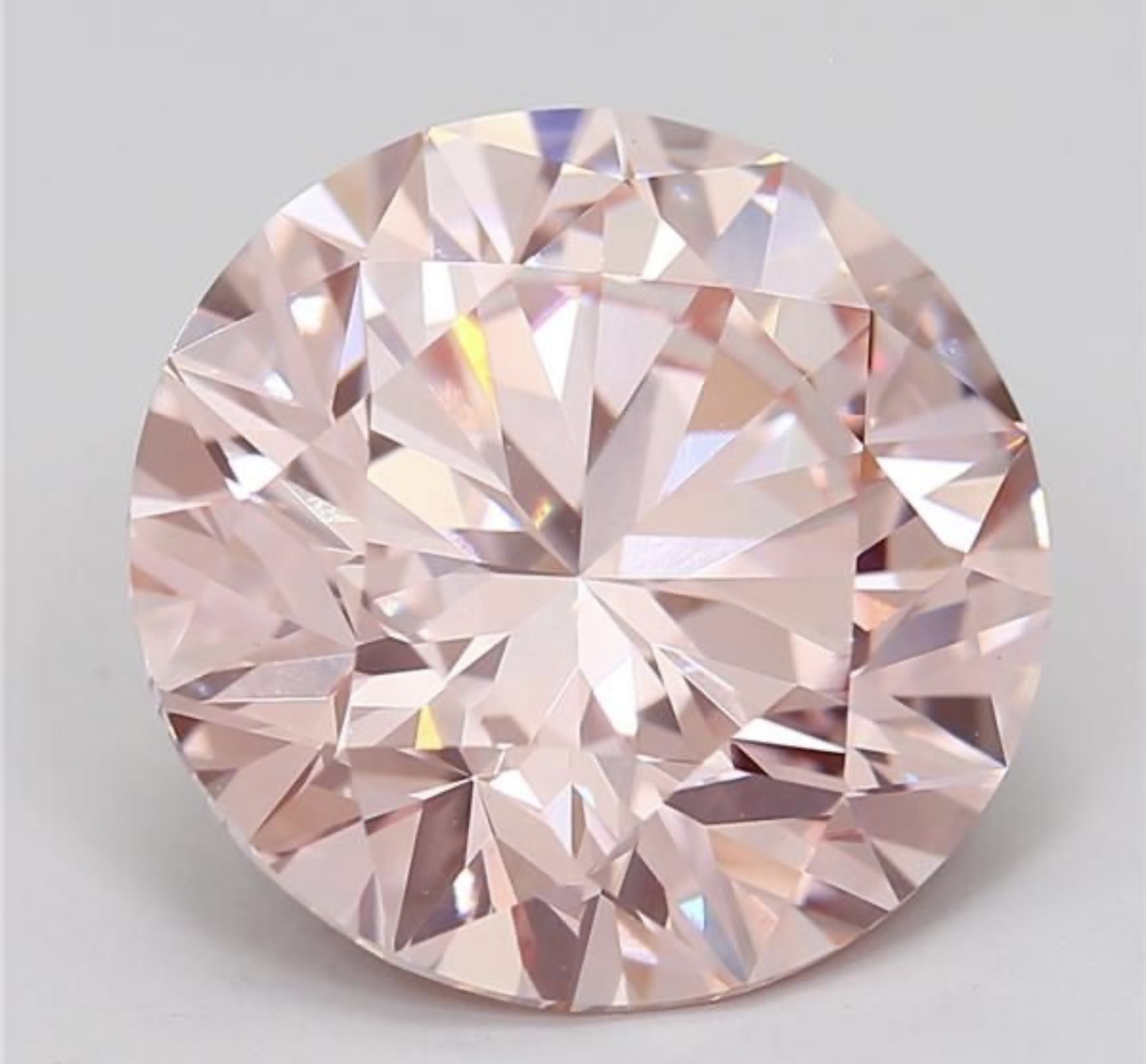 Round Brilliant Cut Diamond 7.42 Carat Fancy Pink Colour VS1 Clarity - IGI Certificate - Image 6 of 8