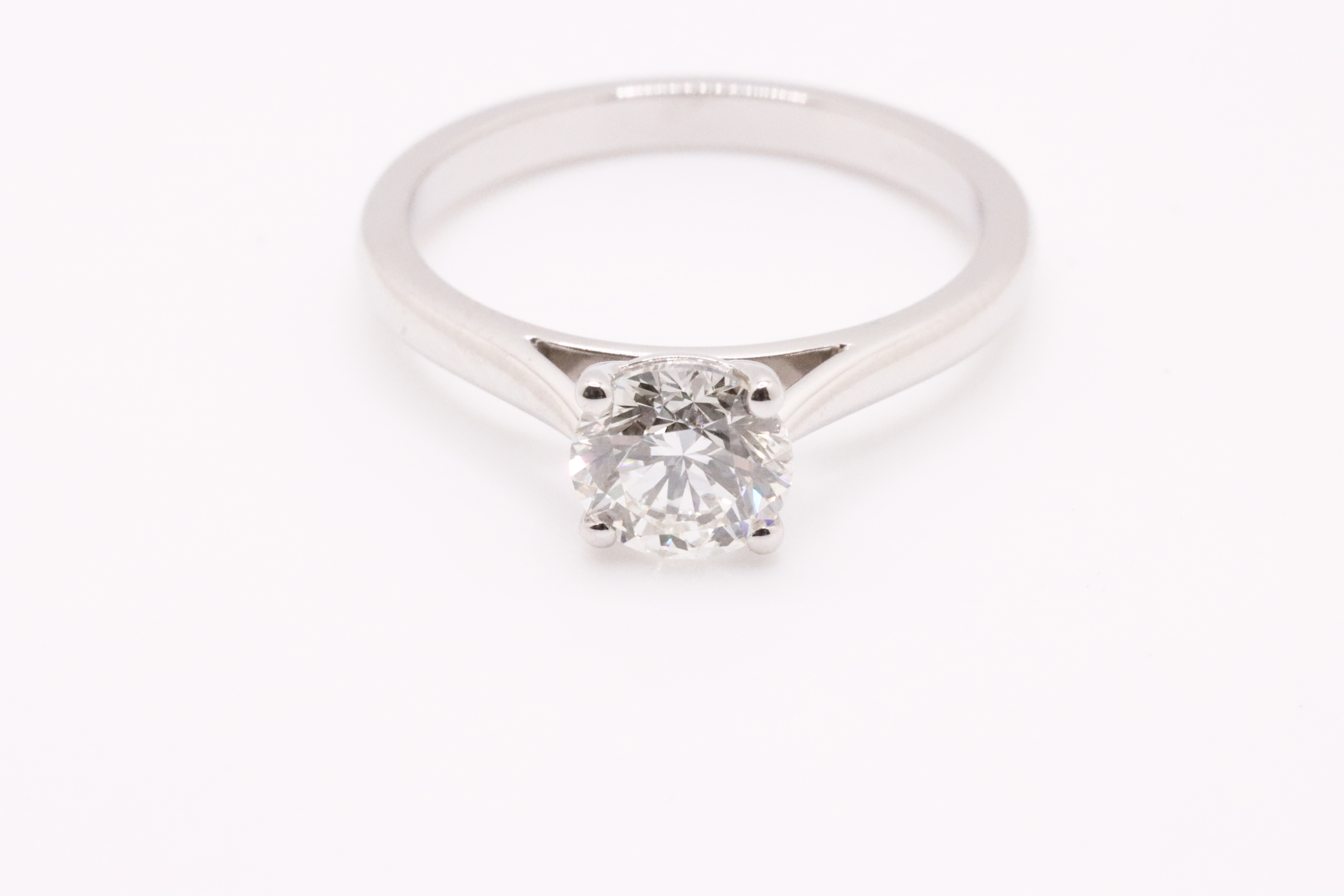 Round Brilliant Cut Natural Diamond Platinum Ring 1.00 Carat H Colour VS2 Clarity EX VG - IGI - Image 6 of 7