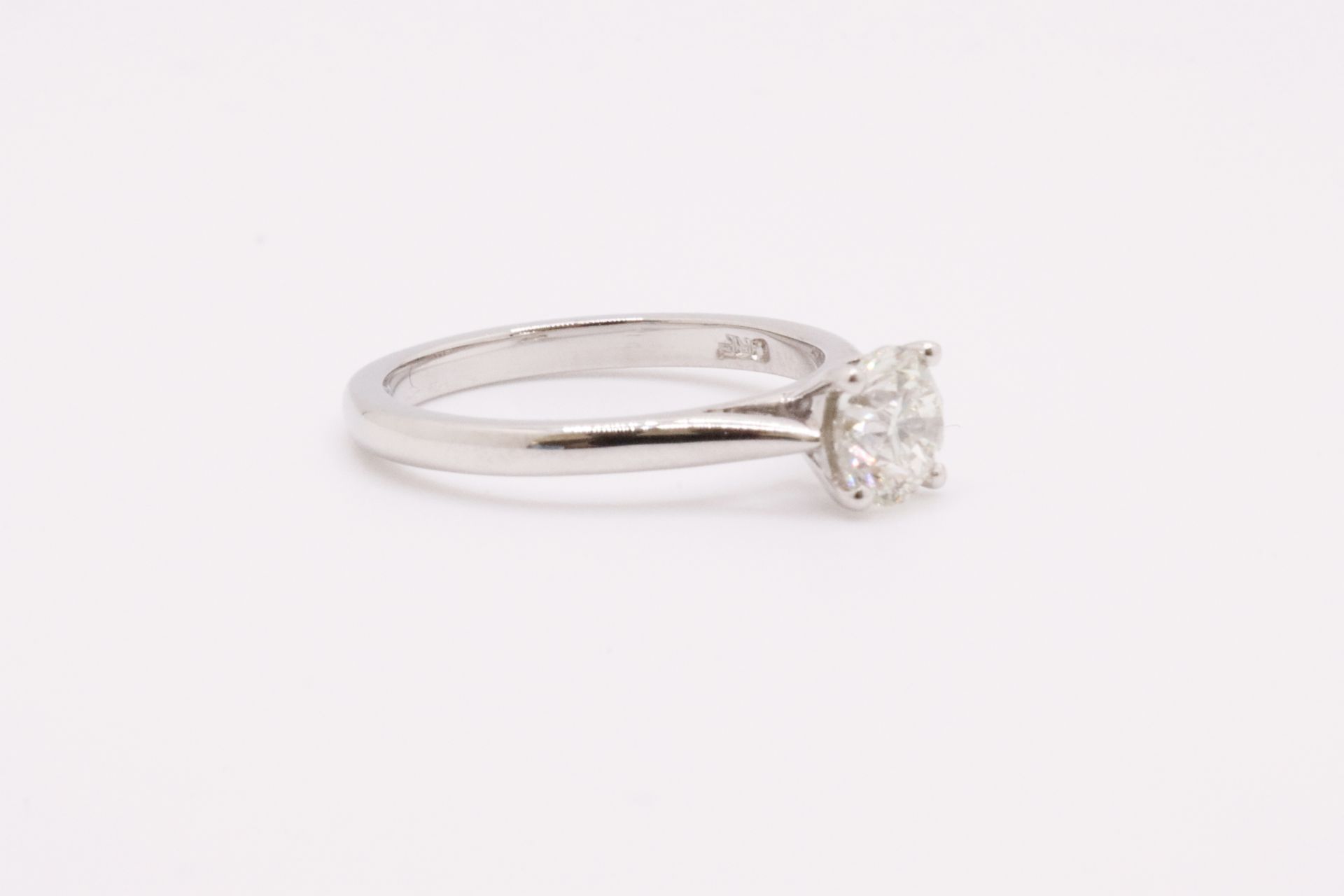 Round Brilliant Cut Natural Diamond Ring 1.00 Carat I Colour VS2 Clarity EX VG - IGI - Image 5 of 10