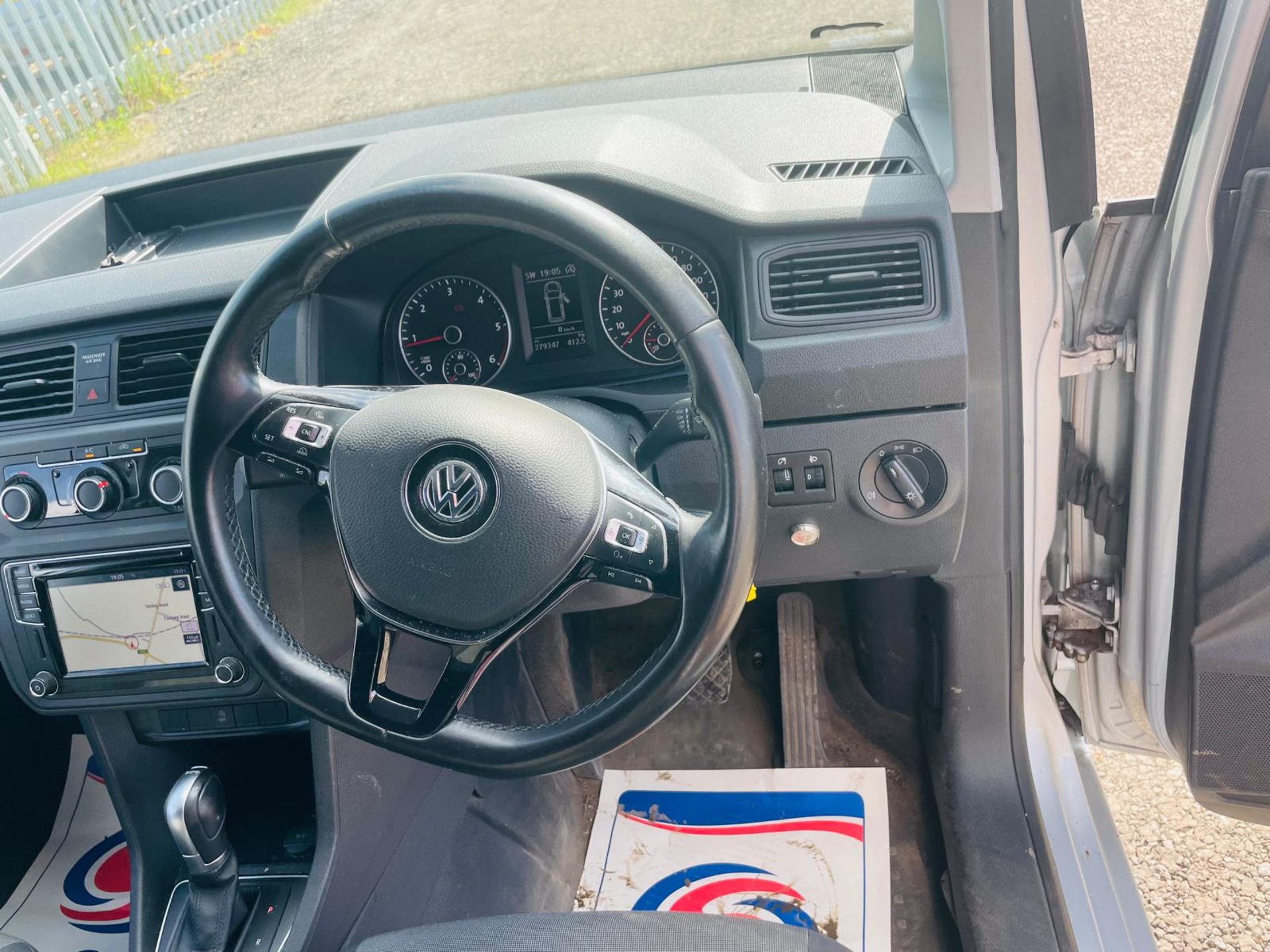 ** ON SALE ** Volkswagen Caddy Maxi C20 2.0 TDI 102 Startline Business-Long Wheel Base-2020'69 Reg' - Image 21 of 28