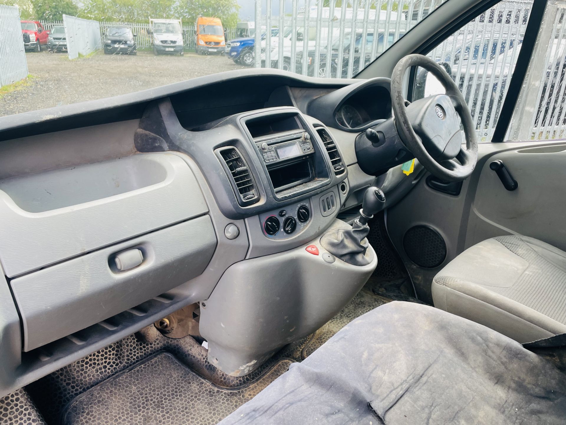 Vauxhall Vivaro 2900 2.0 115 H3 L3 Panel Van 2014 '14 Reg' -Bluetooth Handsfree -NO VAT - Bild 21 aus 23