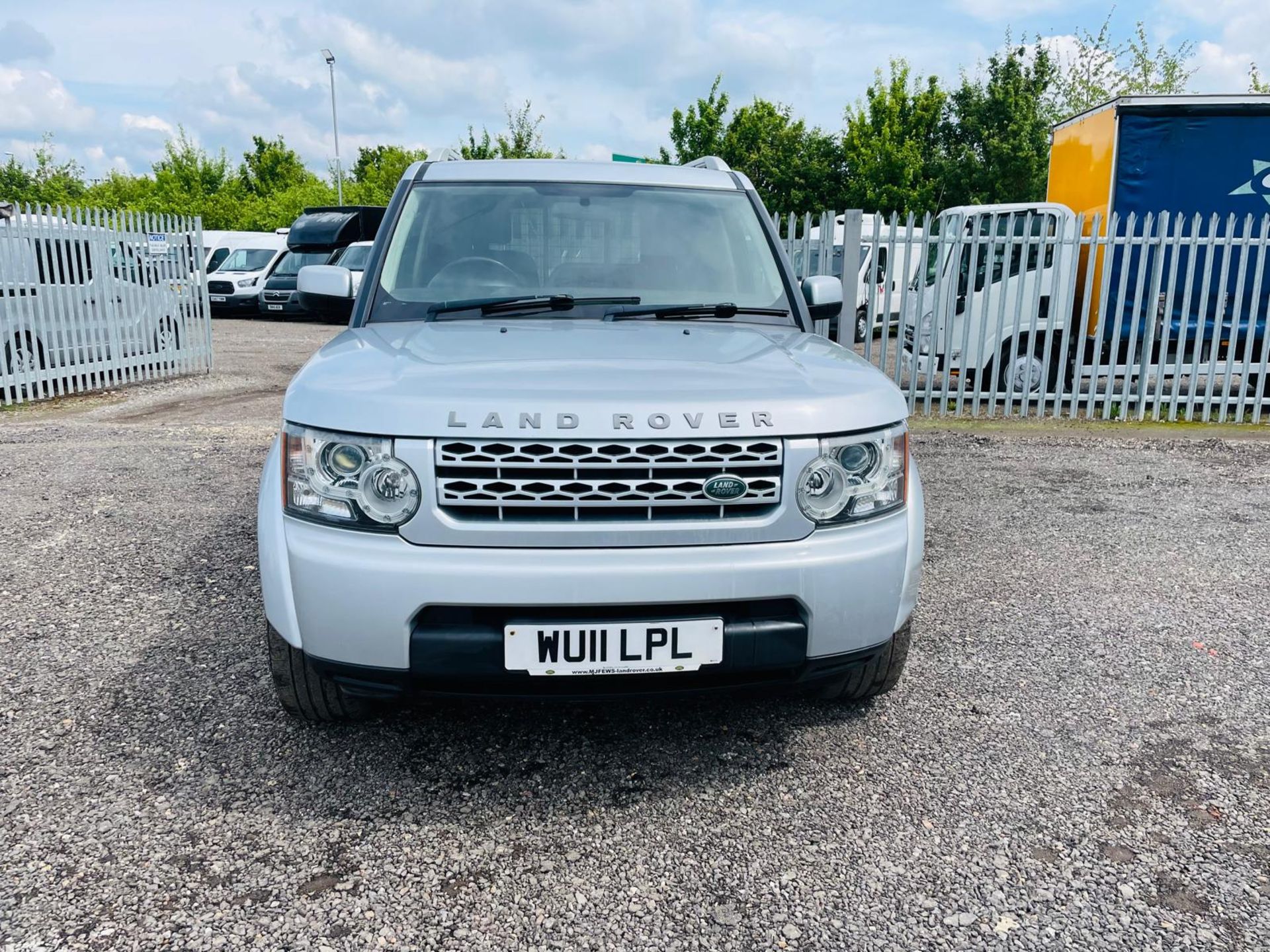 Land Rover Discovery 4 Commercial 3.0 TD V6 210 2011 '11 Reg' -A/C -Alloy Wheels - Navigation-NO VAT - Bild 2 aus 31