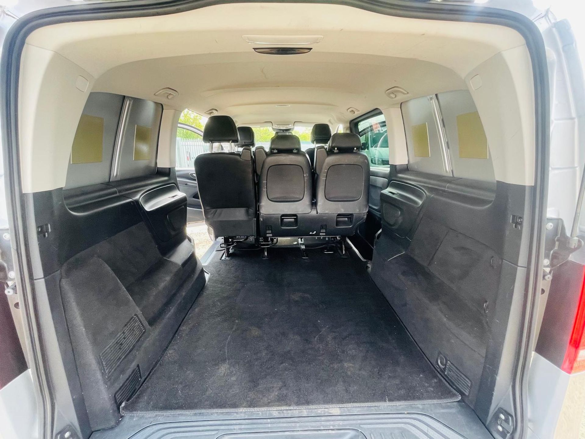 Mercedes-Benz Vito Premium 2.1 119 CDI 7G Tronic Crew Cab LWB Automatic 2019'19 Reg'- Alloy Wheels - Image 9 of 31