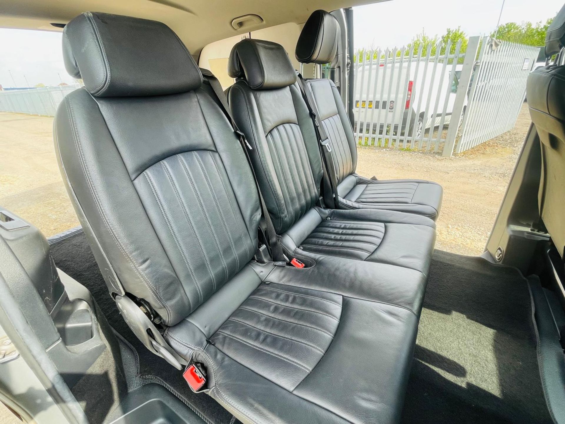 Mercedes-Benz Vito Premium 2.1 119 CDI 7G Tronic Crew Cab LWB Automatic 2019'19 Reg'- Alloy Wheels - Image 28 of 31