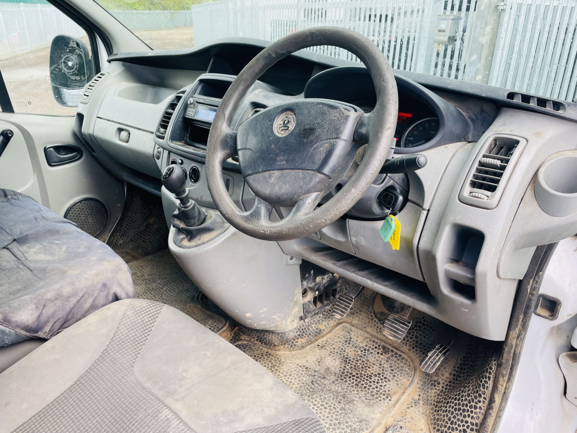 Vauxhall Vivaro 2900 2.0 115 H3 L3 Panel Van 2014 '14 Reg' -Bluetooth Handsfree -NO VAT - Image 17 of 23