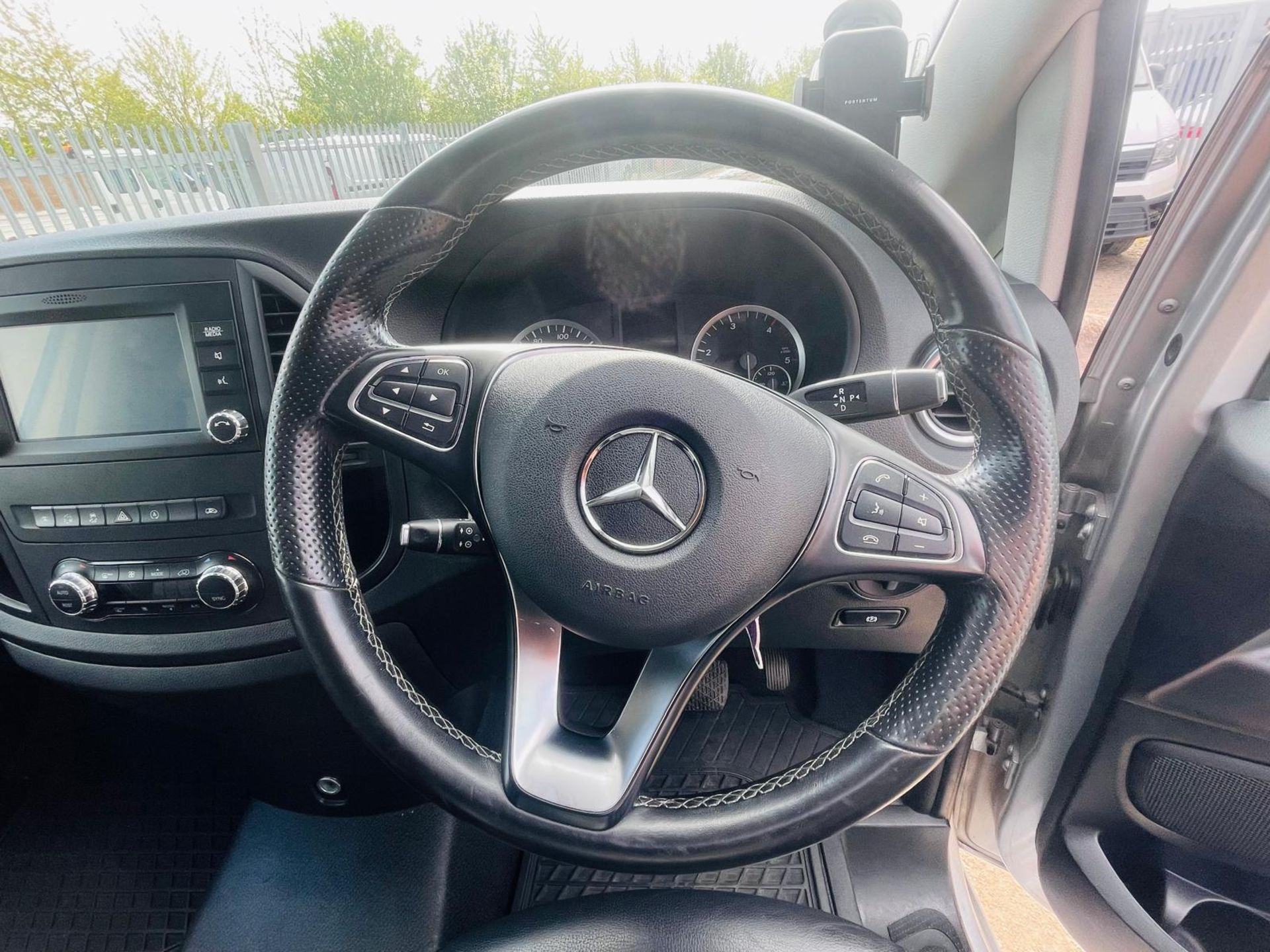 Mercedes-Benz Vito Premium 2.1 119 CDI 7G Tronic Crew Cab LWB Automatic 2019'19 Reg'- Alloy Wheels - Image 18 of 31
