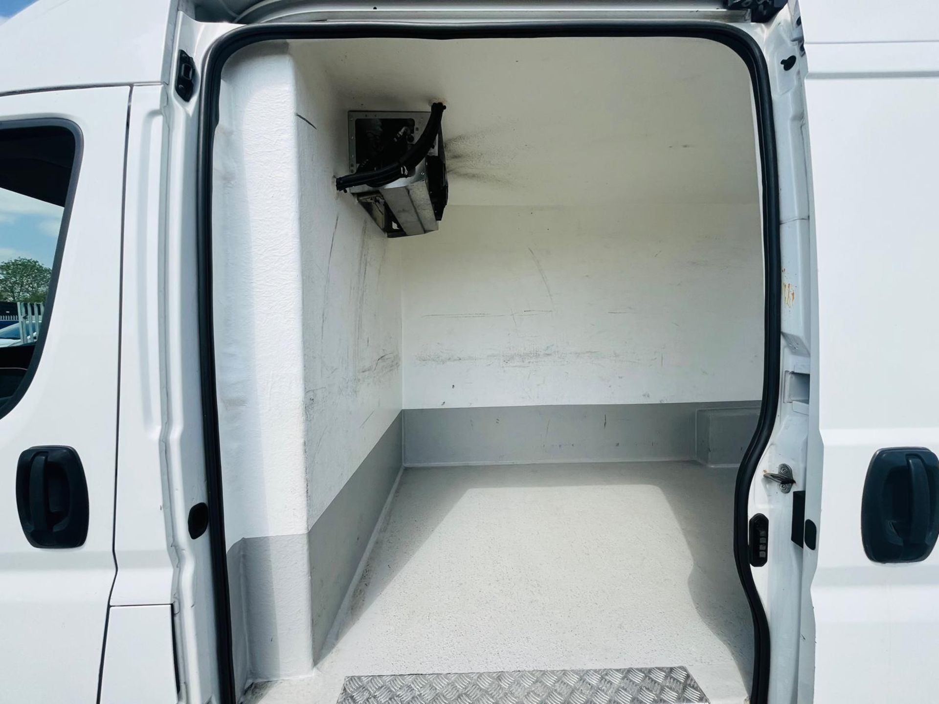 Peugeot Boxer 335 2.0 Bluehdi 130 Fridge/Freezer L3H2 2019 '19 Reg' -ULEZ Compliant -Bluetooth Audio - Image 6 of 27