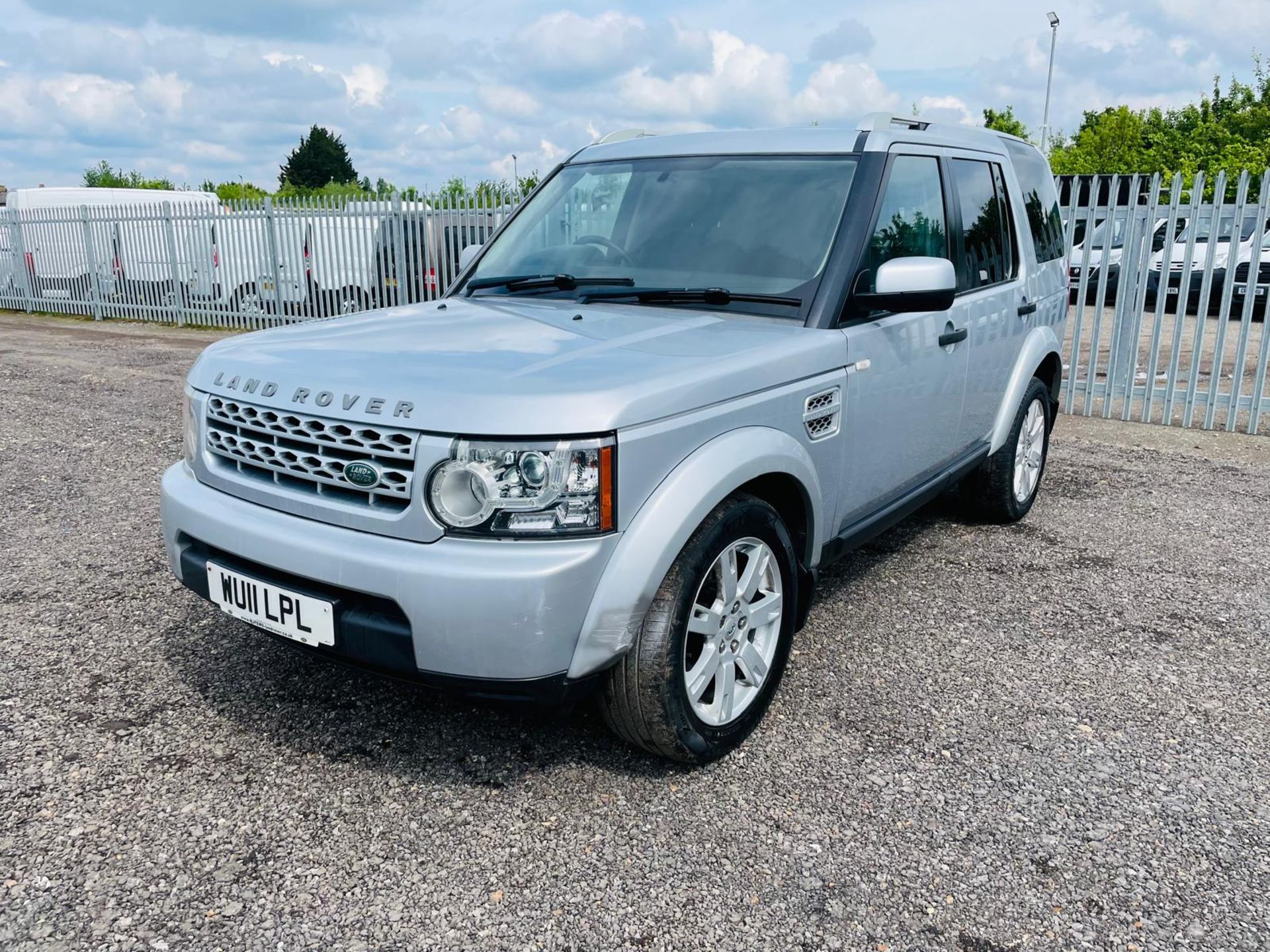 Land Rover Discovery 4 Commercial 3.0 TD V6 210 2011 '11 Reg' -A/C -Alloy Wheels - Navigation-NO VAT - Bild 3 aus 31