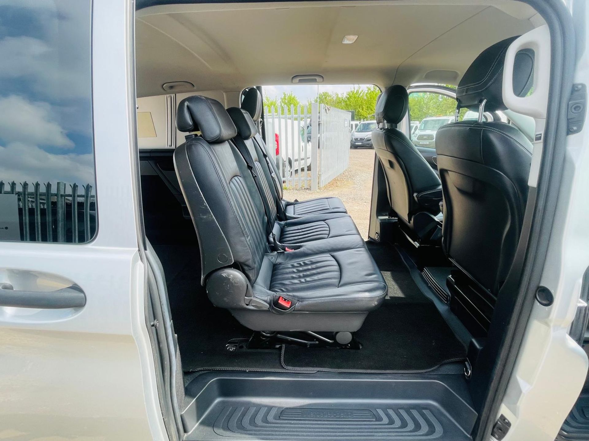 Mercedes-Benz Vito Premium 2.1 119 CDI 7G Tronic Crew Cab LWB Automatic 2019'19 Reg'- Alloy Wheels - Image 27 of 31