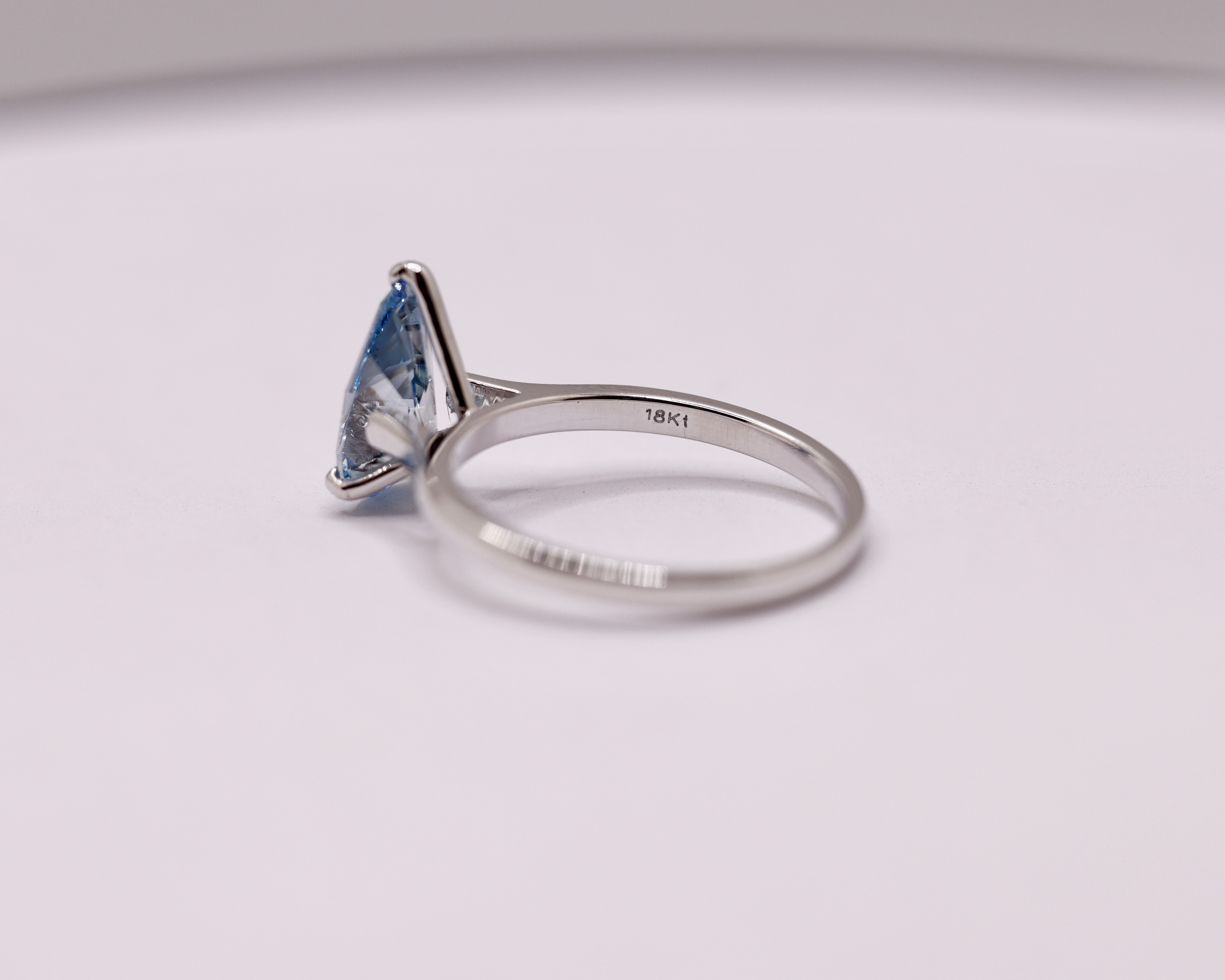 Fancy Blue Pear Cut 1.60 Carat Diamond 18Kt White Gold Ring - VS1 - Image 4 of 6