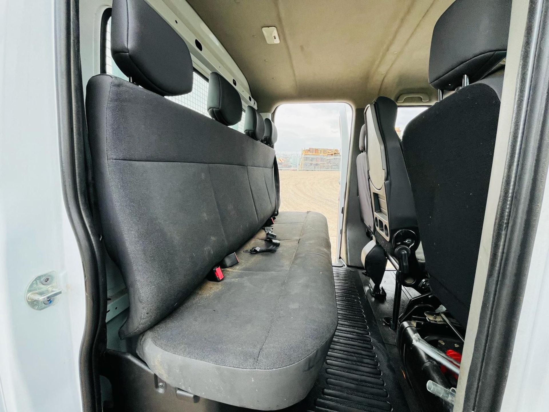 Nissan NV400 Dropside Crew Cab SE 2.2 DCI 130 L3 H1 2019 '68 Reg'-ULEZ Compliant - Dropside Body - Image 28 of 30