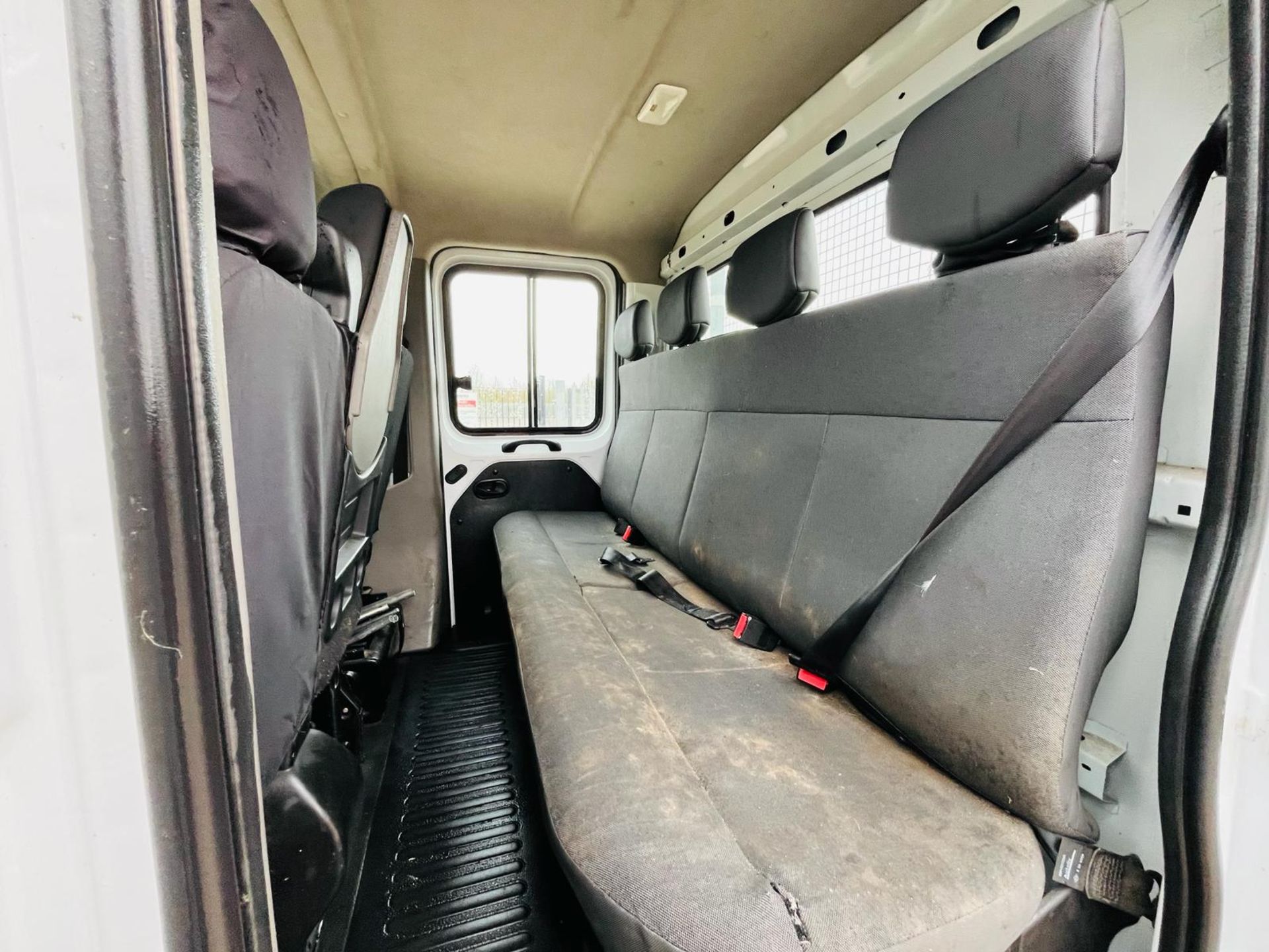 Nissan NV400 Dropside Crew Cab SE 2.2 DCI 130 L3 H1 2019 '68 Reg'-ULEZ Compliant - Dropside Body - Image 25 of 30