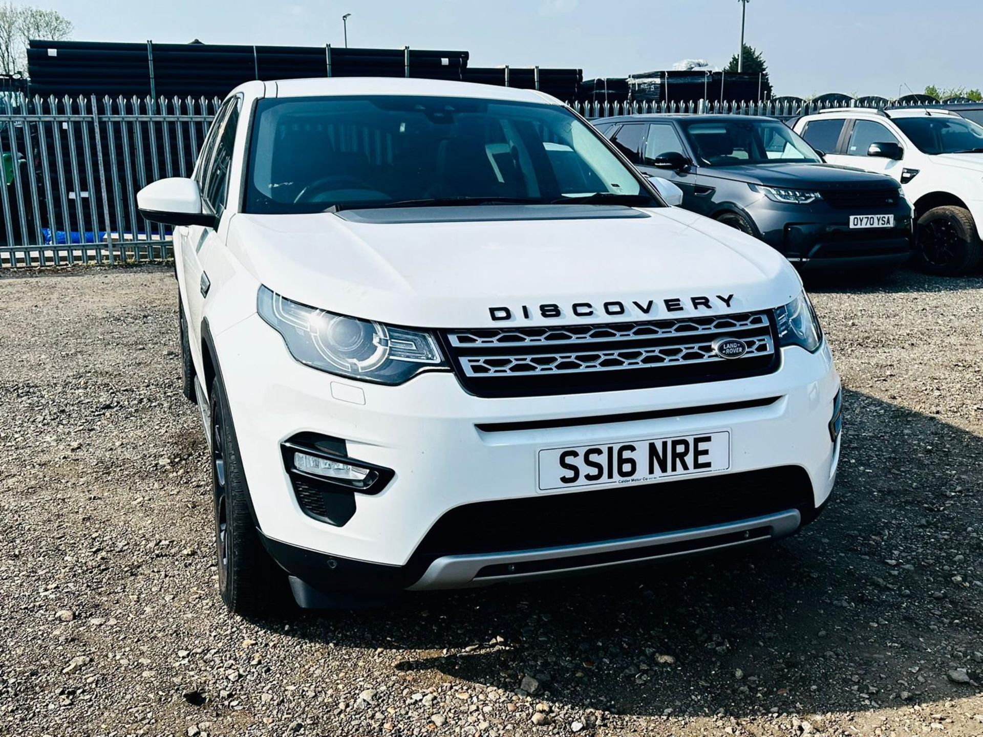 **ON SALE ** Land Rover Discovery Sport 2.0 TD4 180 HSE 2016'16 Reg'- Sat Nav - A/C -7 seats - Image 2 of 23