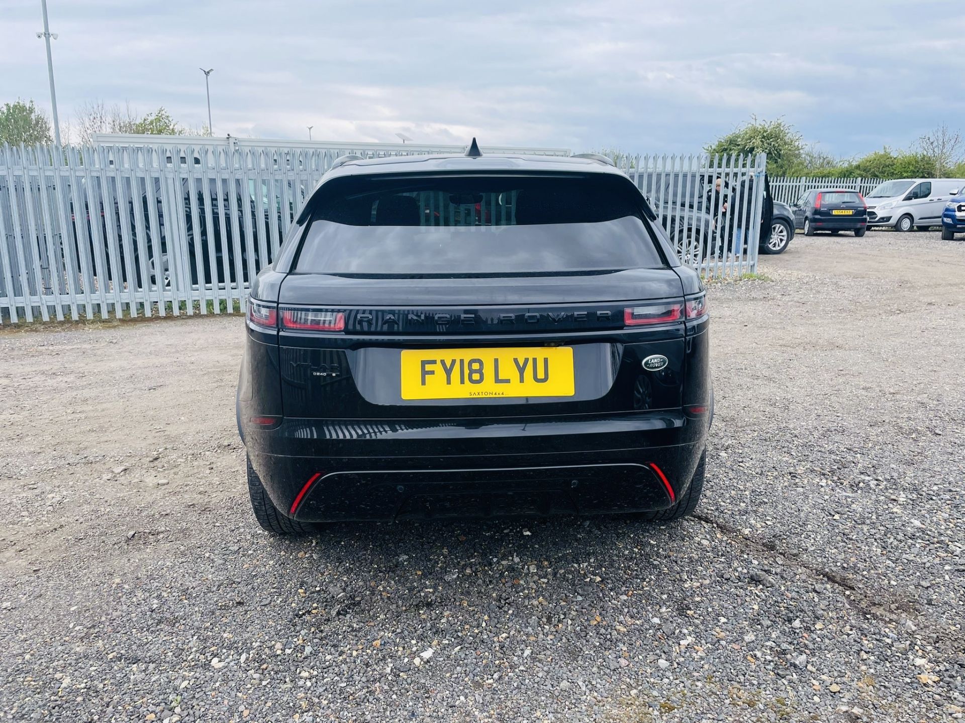 Land Rover Range Rover Velar 2.0 D240 R-Dynamic S 2018 '18 Reg' 4WD - Panoramic Roof- ULEZ Compliant - Image 6 of 33
