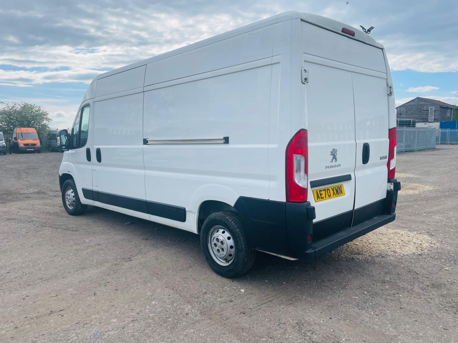 Peugeot Boxer Professional 2.2 Bluehdi 140 L3 H2 2020 '70 Reg'- ULEZ Compliant -Sat/Nav -A/C - Image 11 of 31