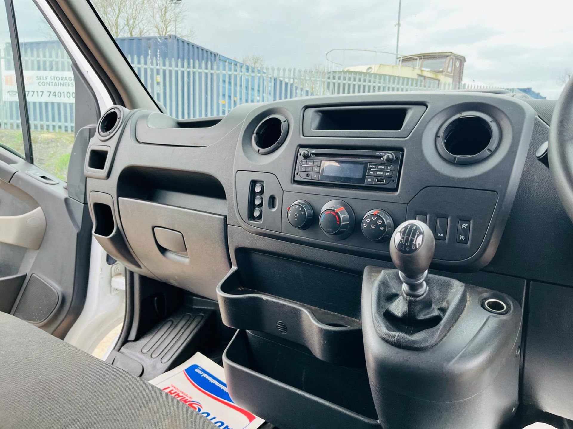 Nissan NV400 Dropside Crew Cab SE 2.2 DCI 130 L3 H1 2019 '68 Reg'-ULEZ Compliant - Dropside Body - Image 16 of 30