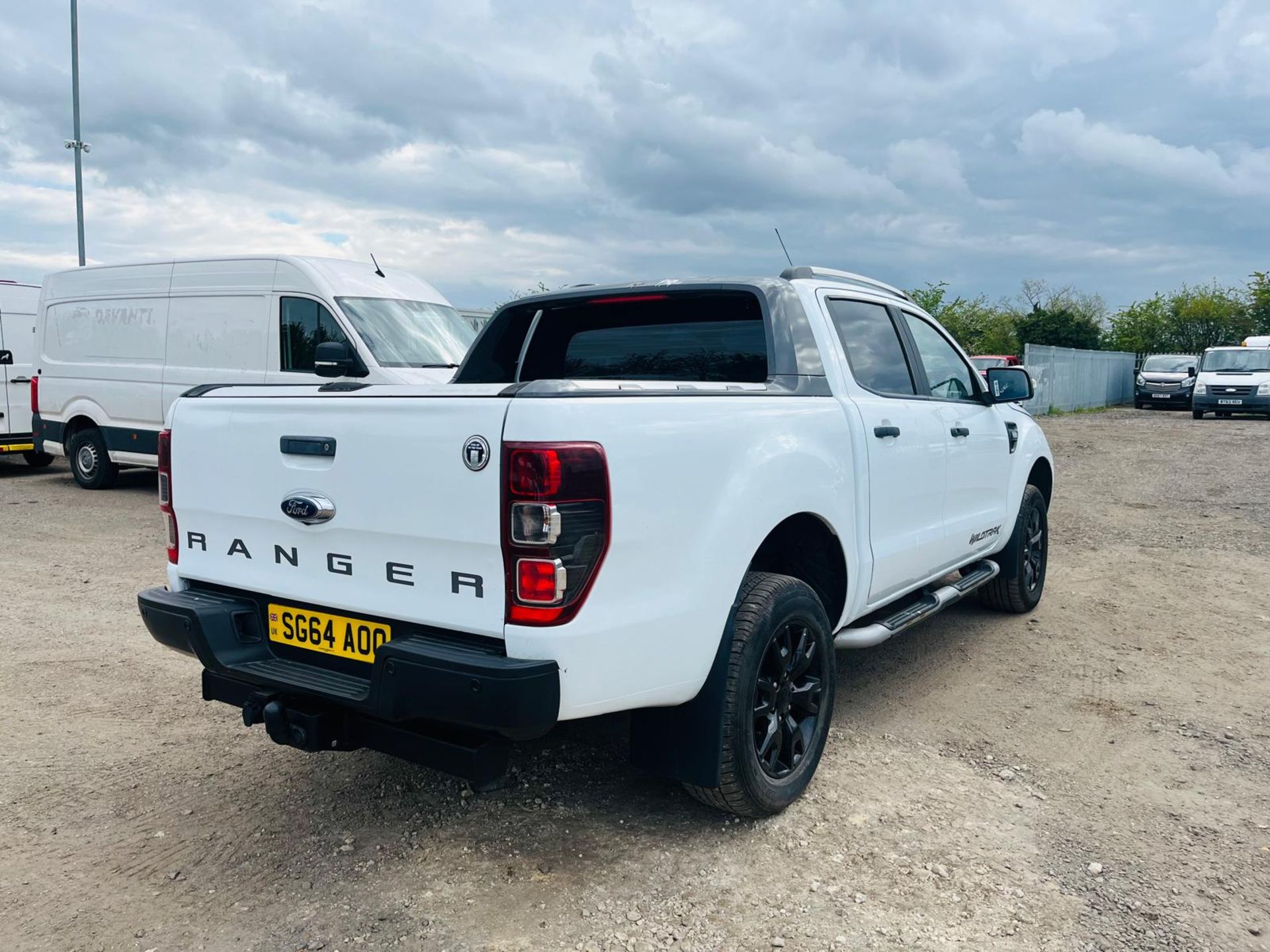 ** ON SALE ** Ford Ranger Wildtrak 3.2 TDCI 200 Automatic 2014 '64 Reg' 4WD - A/C - No Vat - Image 10 of 33