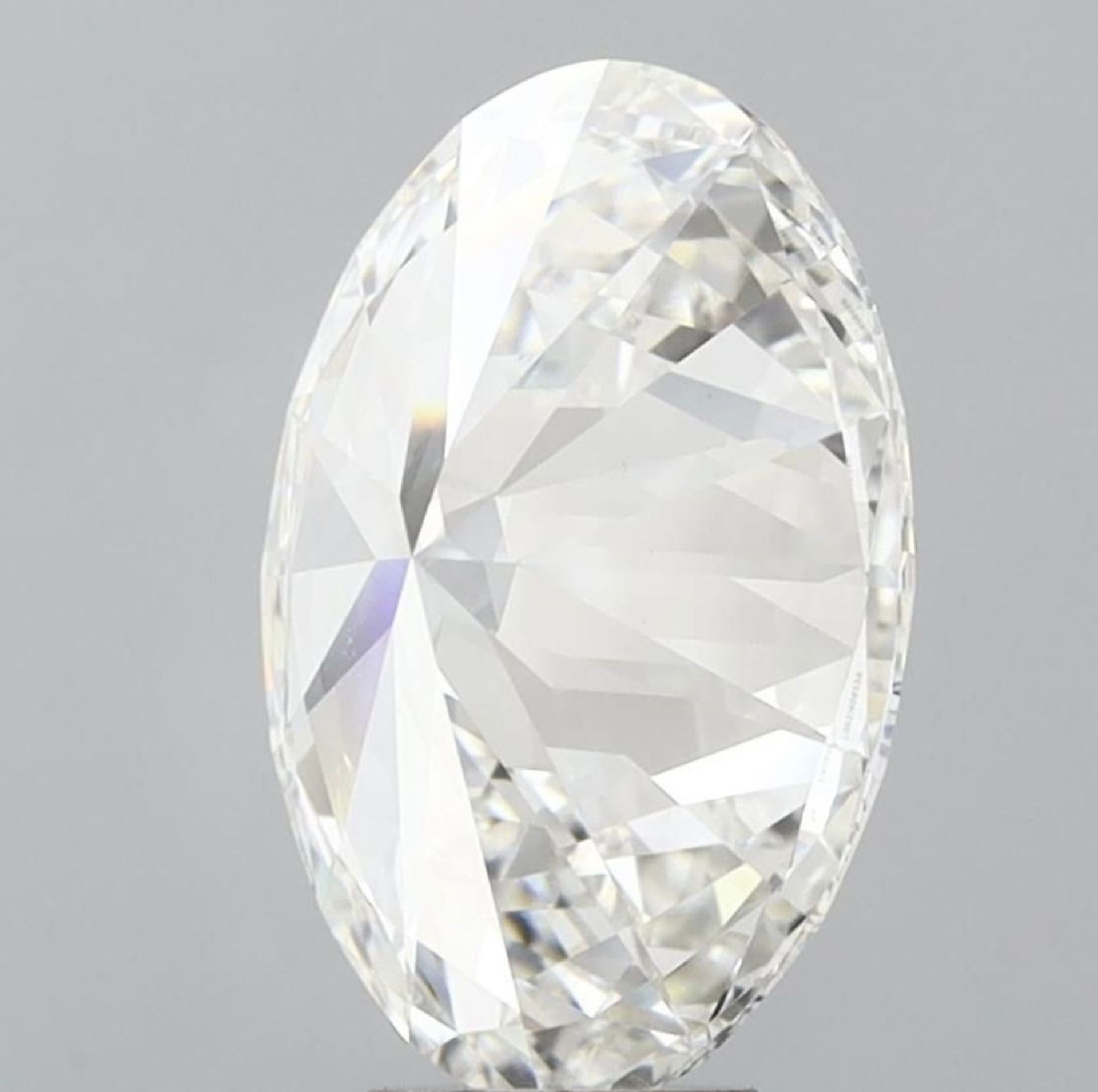 Oval Cut 8.03 Carat Diamond F Colour VS2 Clarity EX EX - IGI - Image 5 of 9