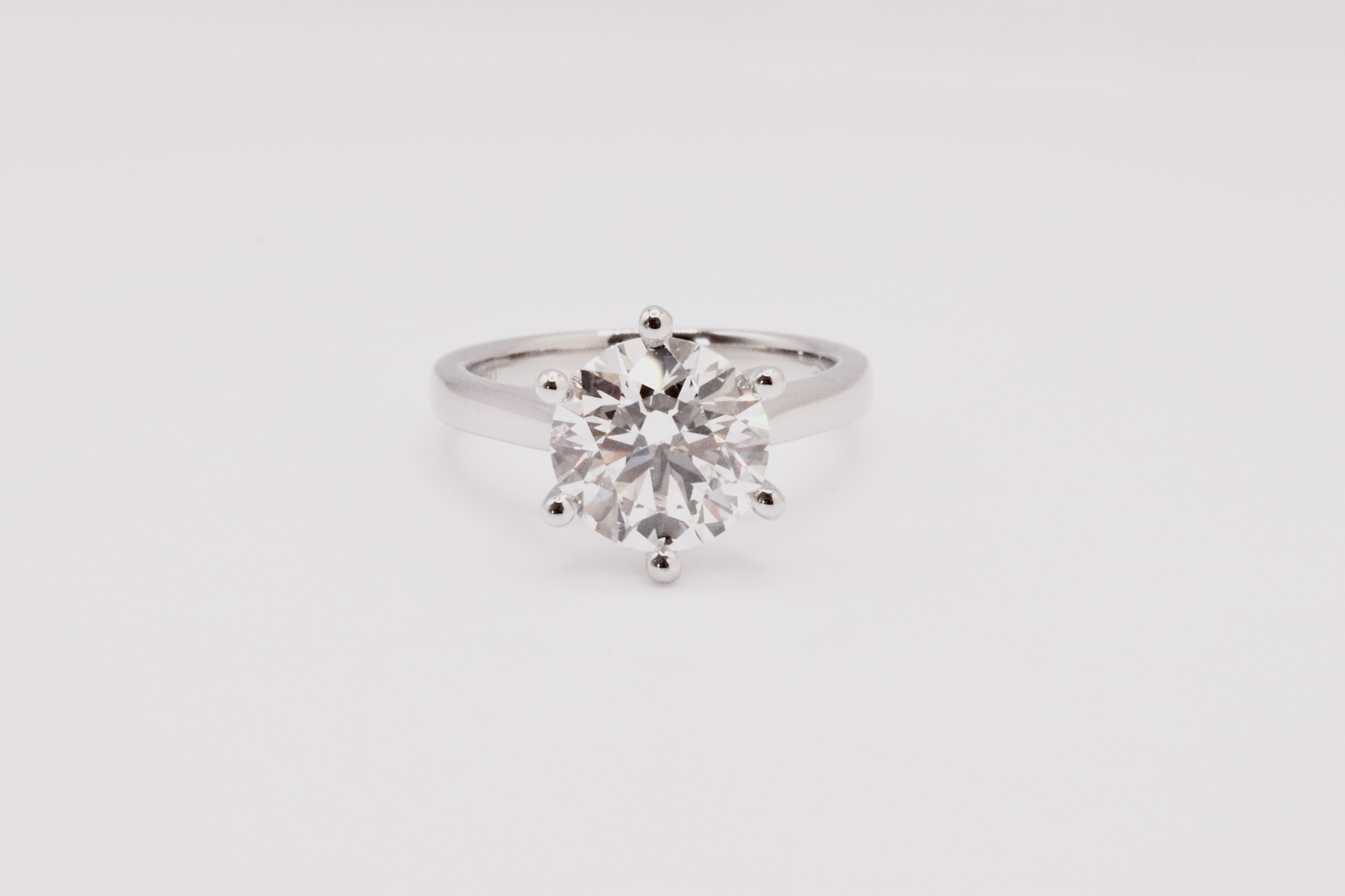 Round brilliant Cut Diamond Platinum Ring 5.00 Carat F Colour VS2 Clarity ID EX EX - Image 3 of 6