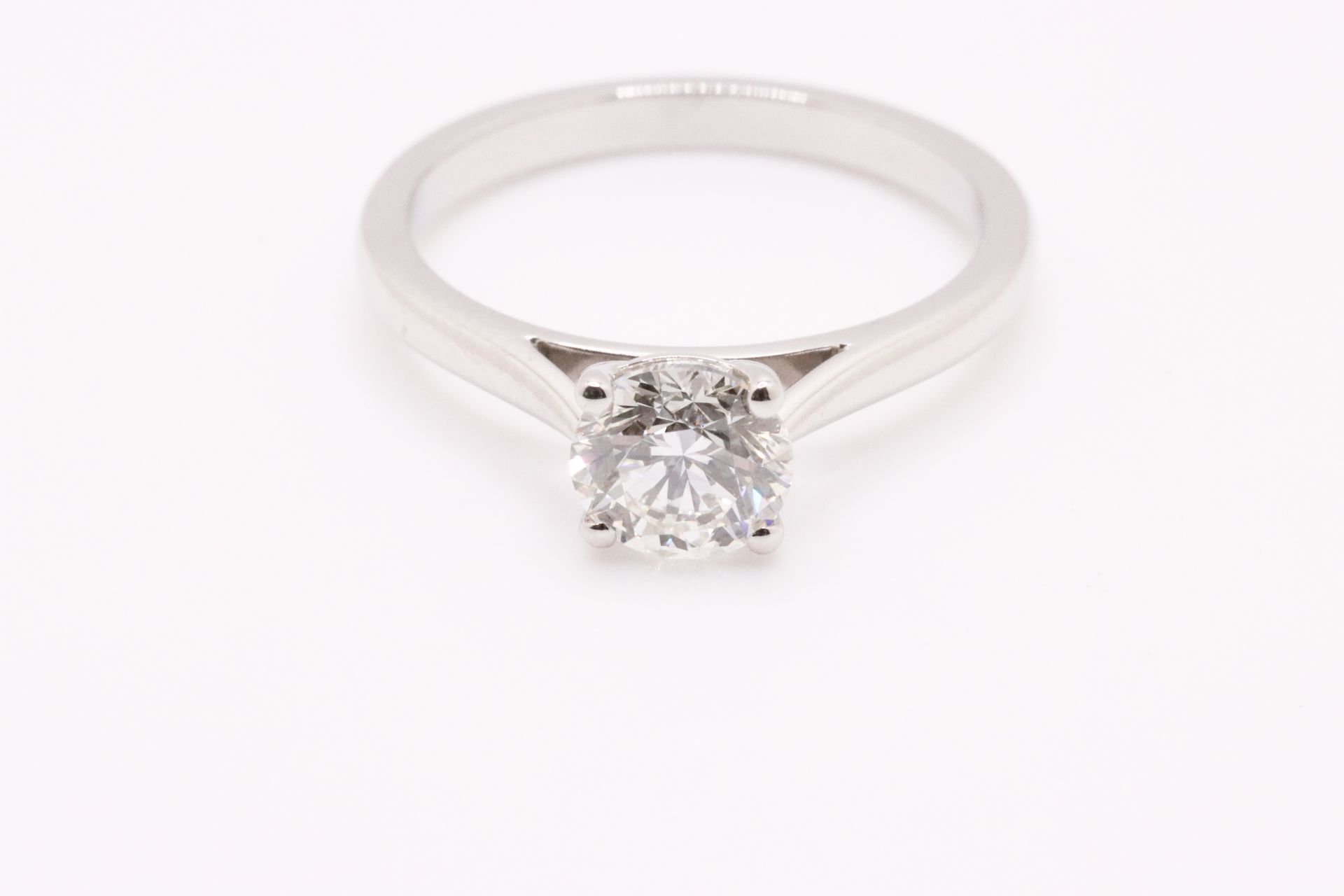 Round Brilliant Cut Natural Diamond Platinum Ring 1.00 Carat H Colour VS2 Clarity EX VG - IGI - Image 5 of 6