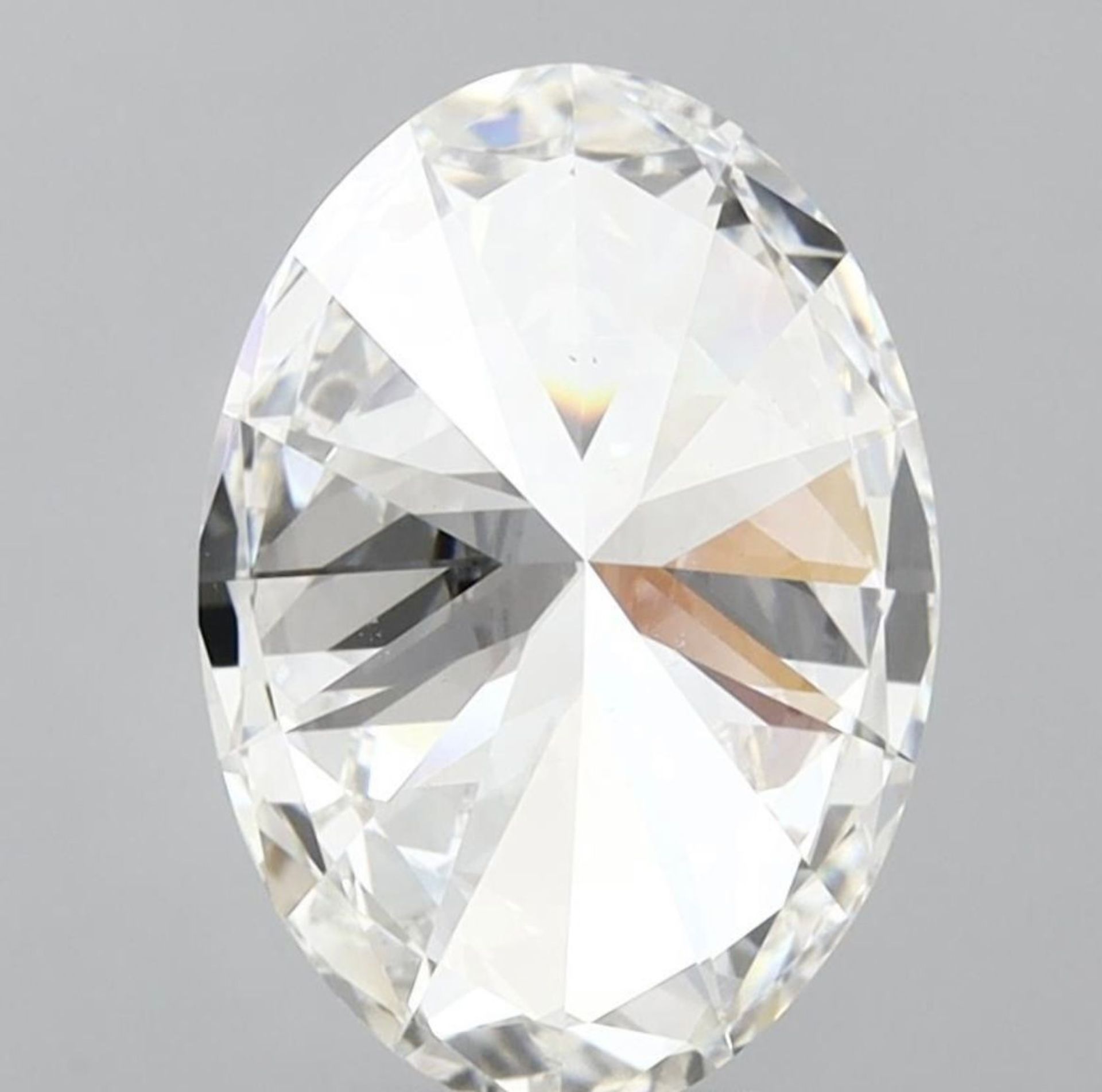 Oval Cut 8.03 Carat Diamond F Colour VS2 Clarity EX EX - IGI - Image 4 of 9