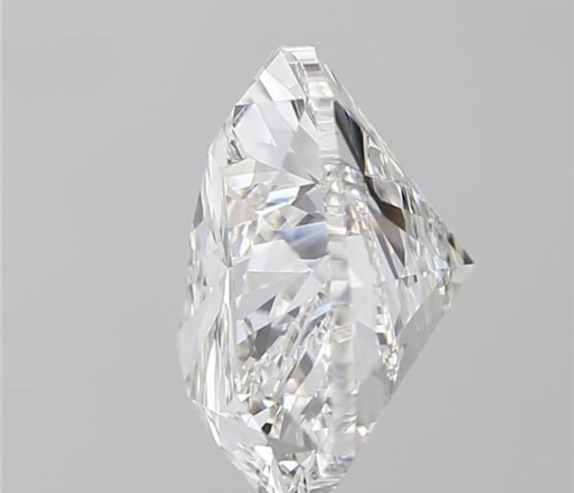 Heart cut 8.02 Carat Diamond F Colour VS1 Clarity EX EX - IGI - Image 5 of 6