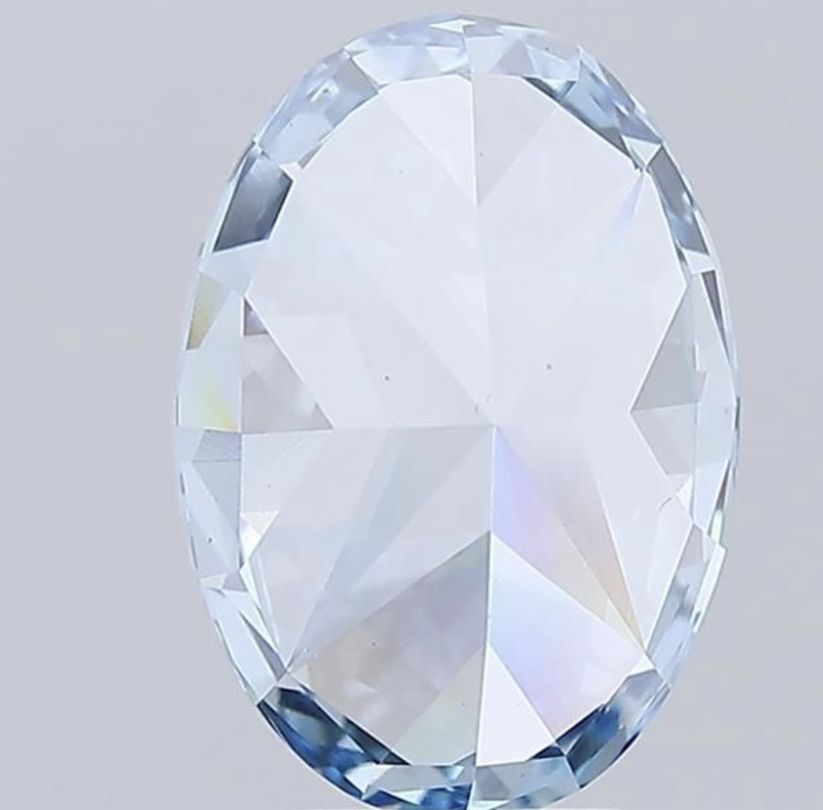 Oval Diamond 5.09 Carat Fancy Blue Colour VS1 Clarity EX EX - IGI - Image 5 of 9