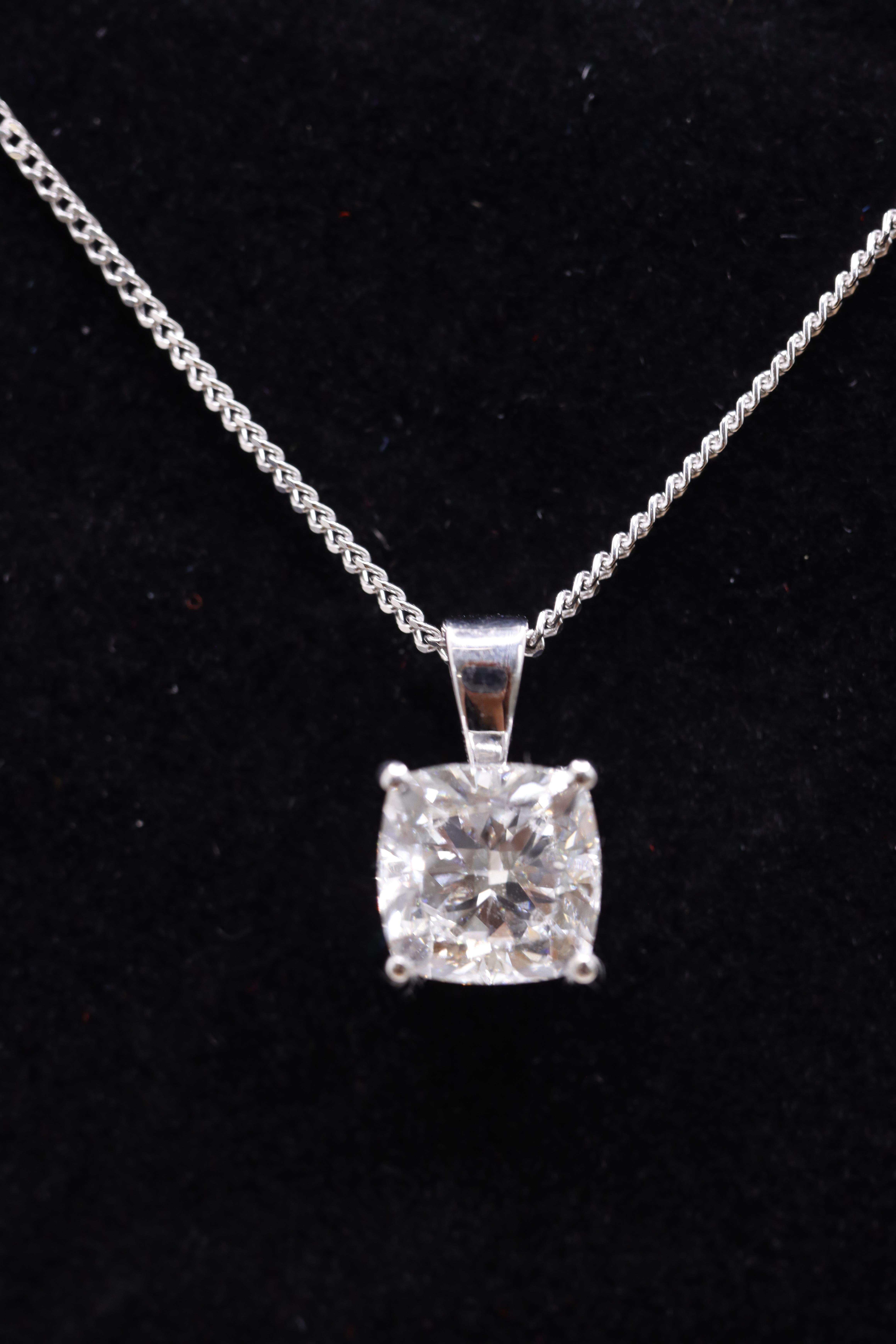 Cushion Cut Diamond 1.50 Carat D Colour VVS2 Clarity -Necklace Pendant -18kt White Gold -IGI - Image 2 of 3