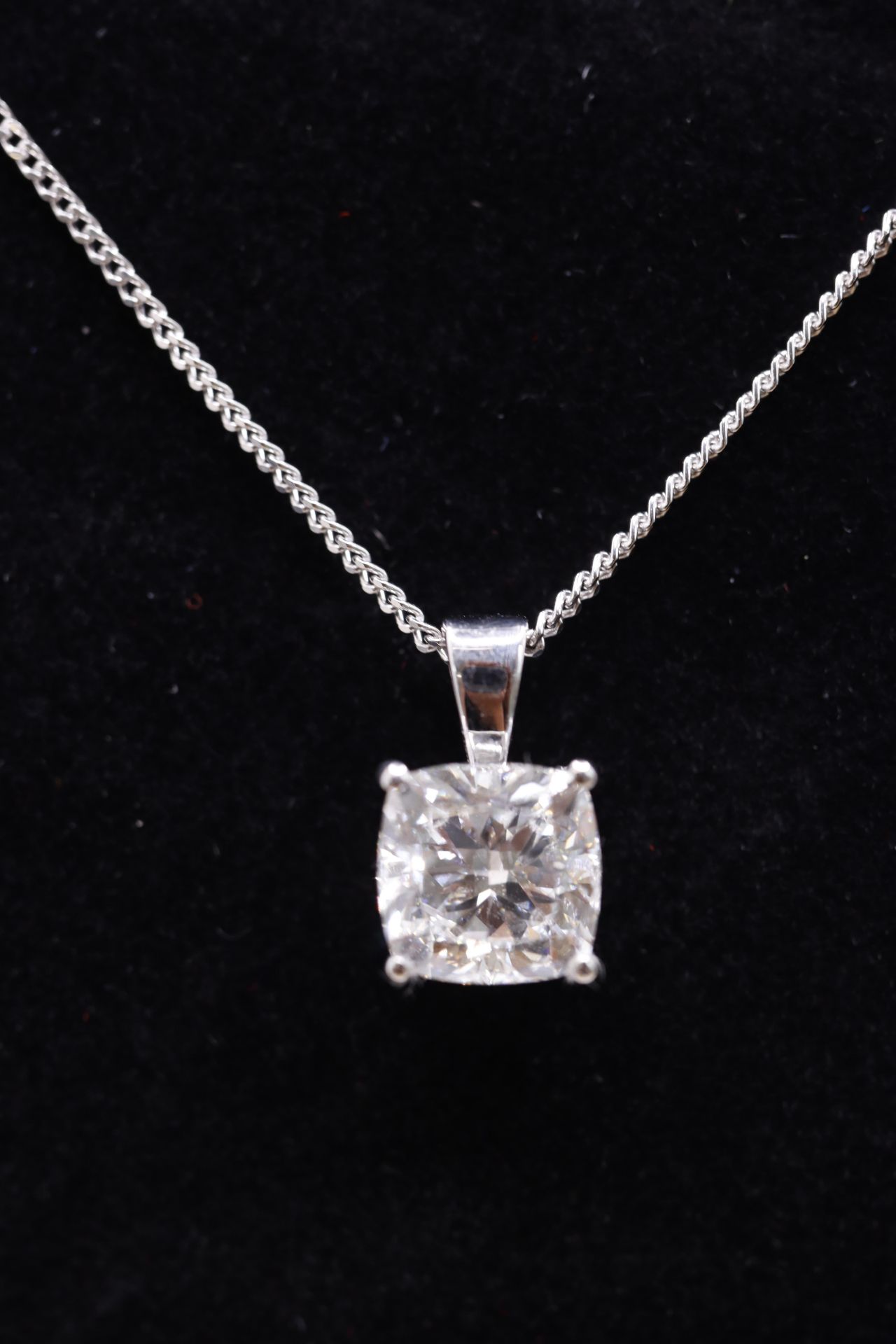 Cushion Cut Diamond 1.50 Carat D Colour VVS2 Clarity -Necklace Pendant -18kt White Gold -IGI - Bild 2 aus 3