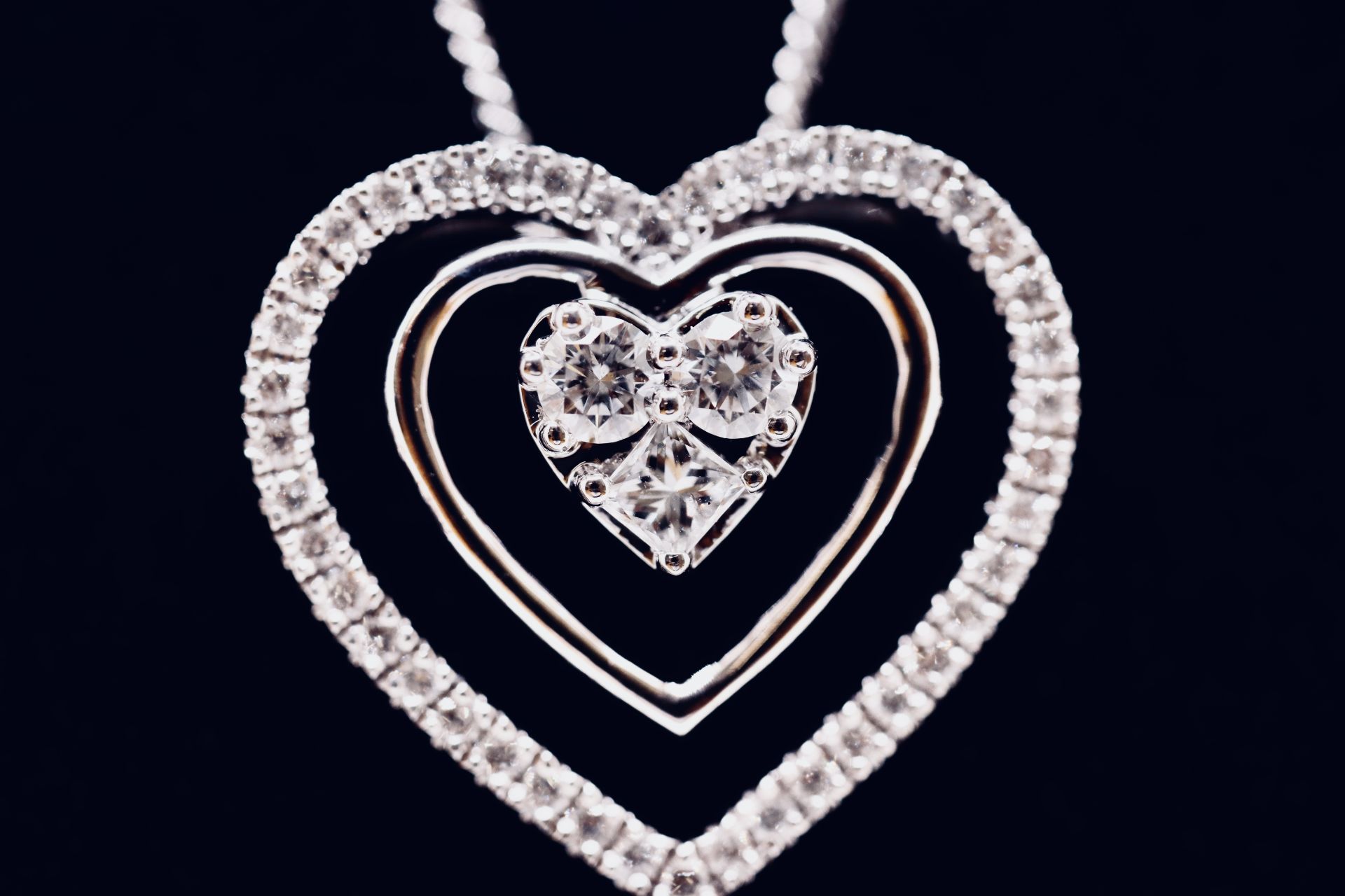 Round Brilliant Cut 1.00 Carat Natural Diamond 18ct White Gold Heart Pendant - F/G Colour SI Clarity - Bild 3 aus 6