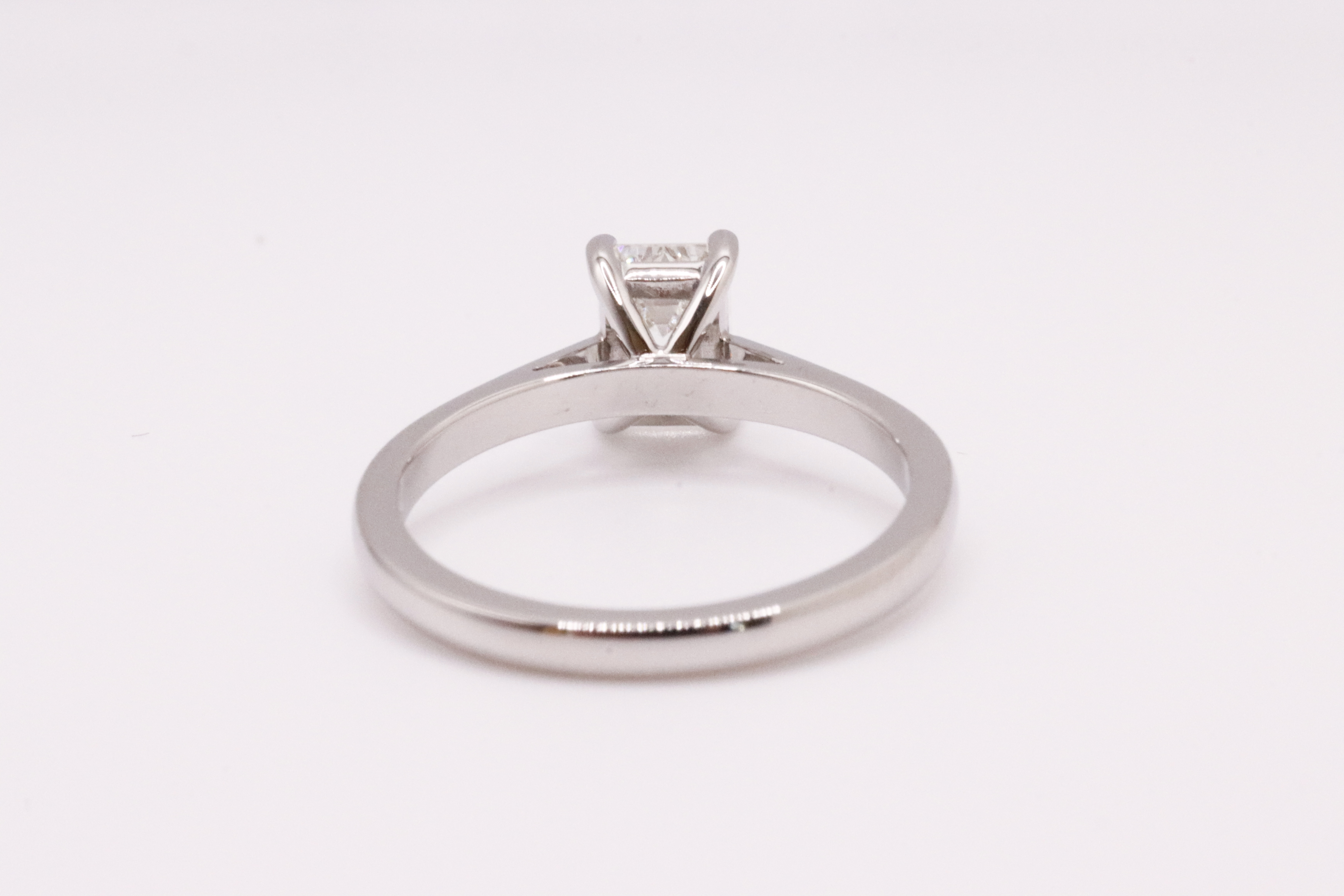 Emerald Cut Natural Diamond Platinum Ring 1.00 Carat D Colour VVS2 Clarity EX EX - GIA - Image 3 of 5