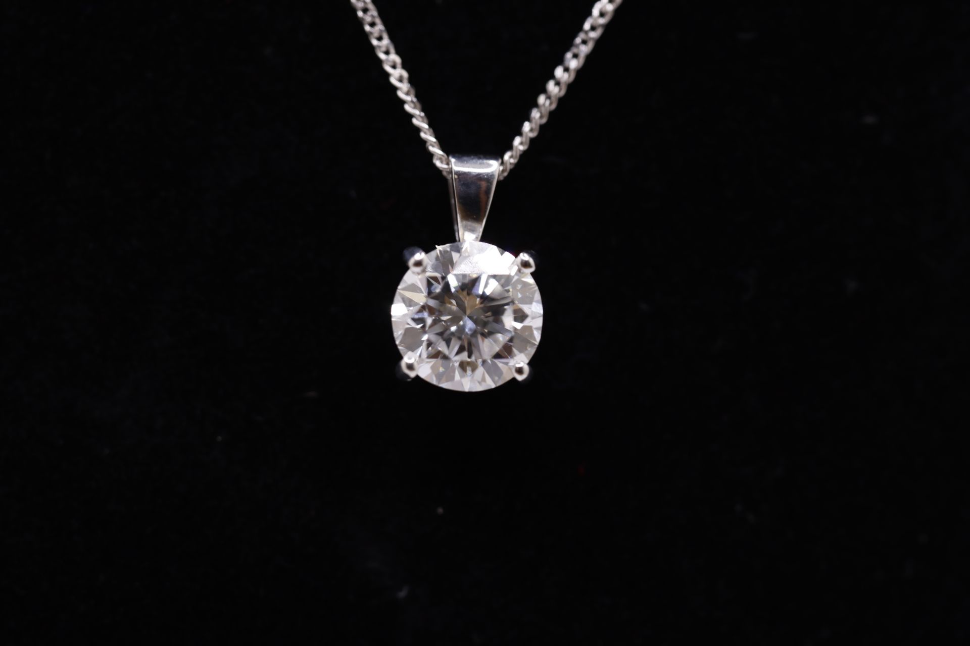 ** ON SALE ** Round Brilliant Cut Diamond 1.50 Carat D Colour VVS2 Clarity - Necklace Pendant - 18kt - Image 2 of 3