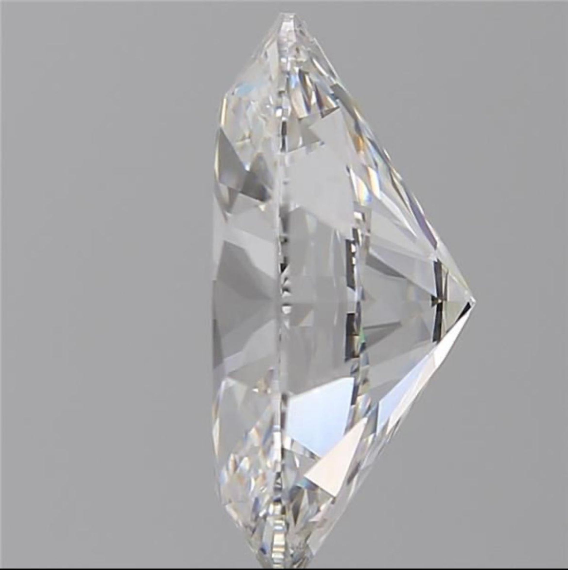 Oval Cut 7.00 Carat Diamond E Colour VS1 Clarity EX EX - IGI - Image 3 of 9