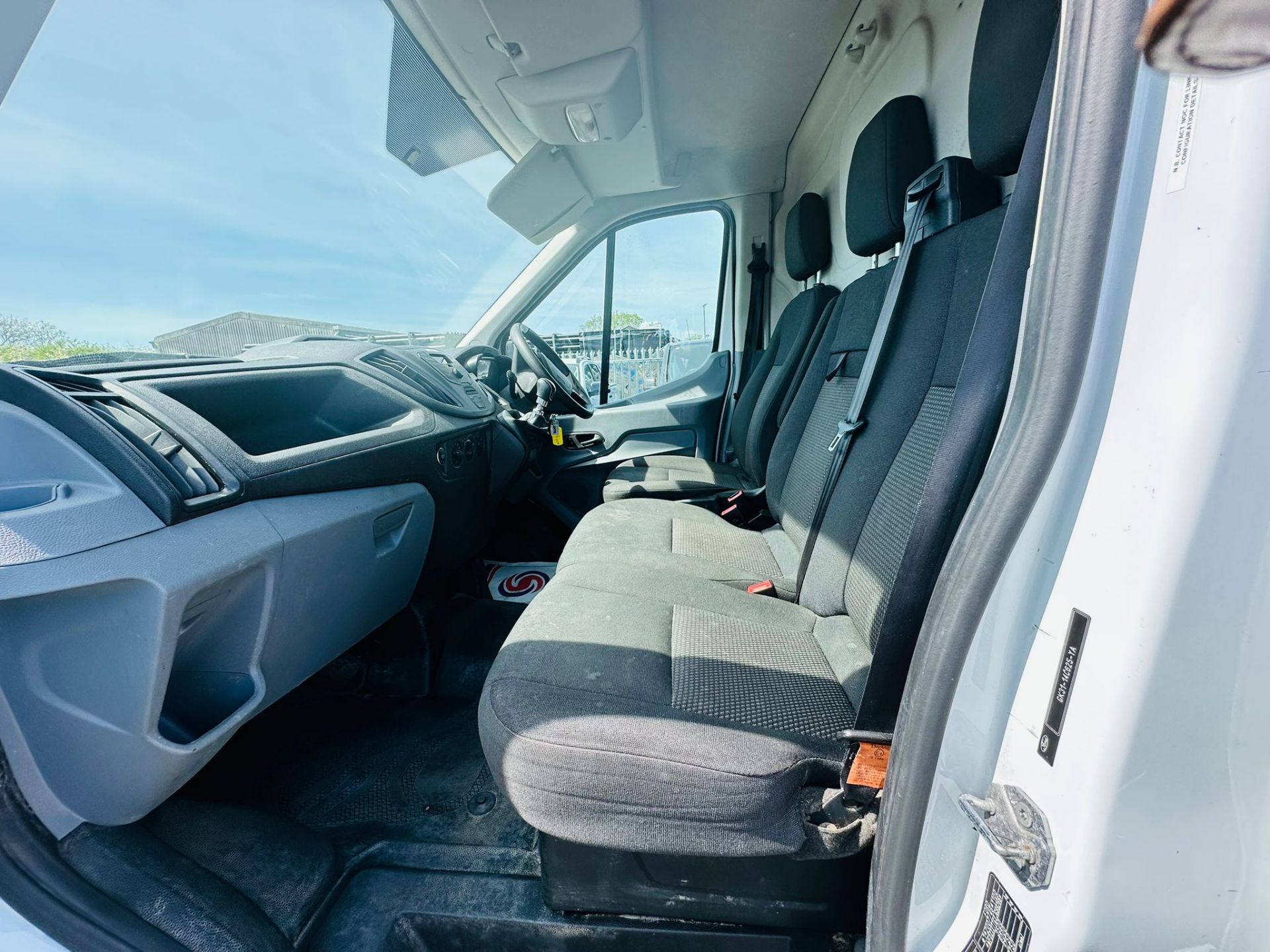 Ford Transit 2.0 TDCI 130 L3 H3 2019 '19 Reg' Panel Van - ULEZ Compliant - Plylined - Bluetooth - Image 15 of 16
