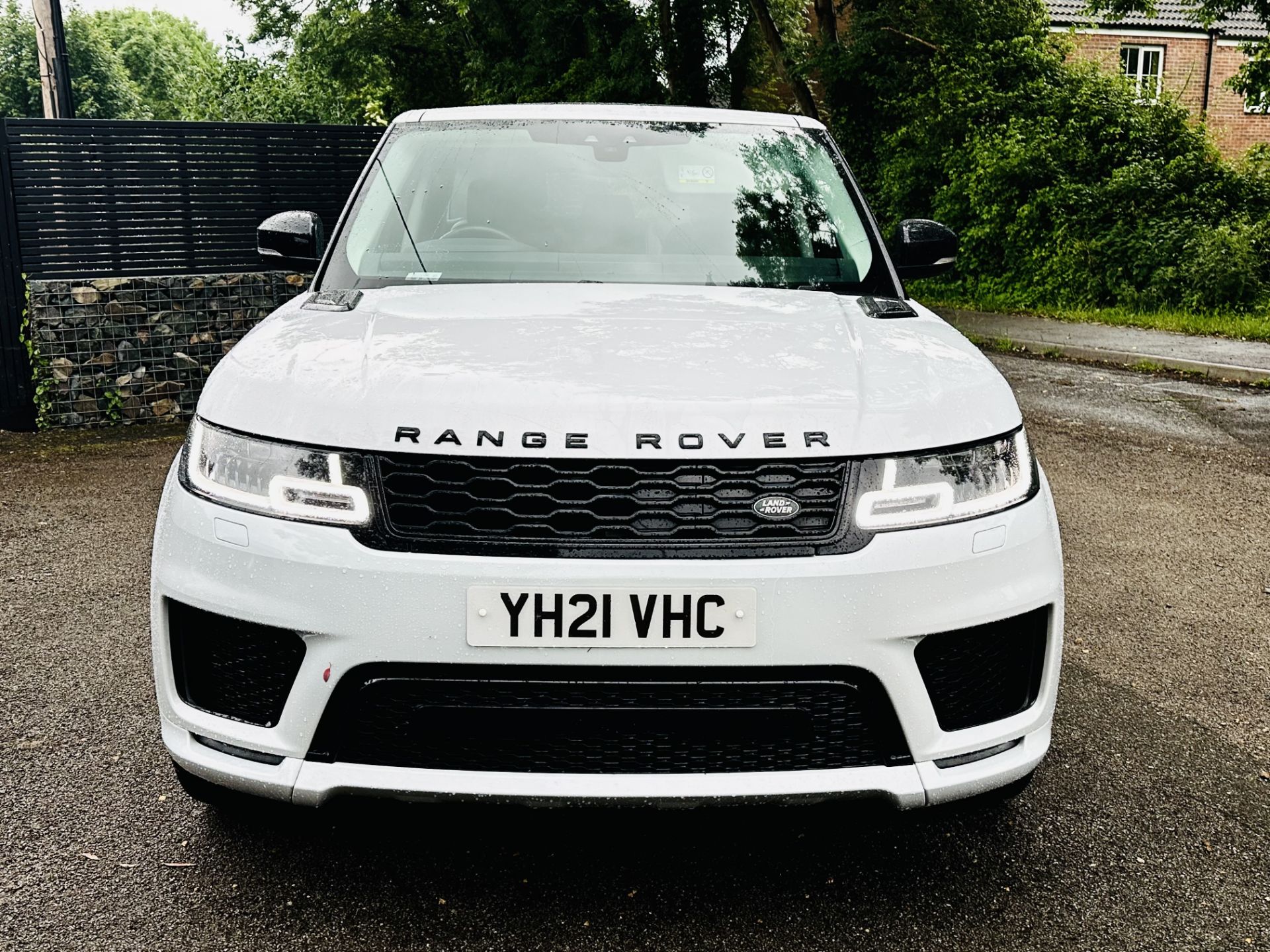 Land Rover Range Rover Sport 2.0 P400E HSE Dynamic 2021 '21 Reg' Sat Nav - A/C - Only 30,026 Miles - Image 3 of 25