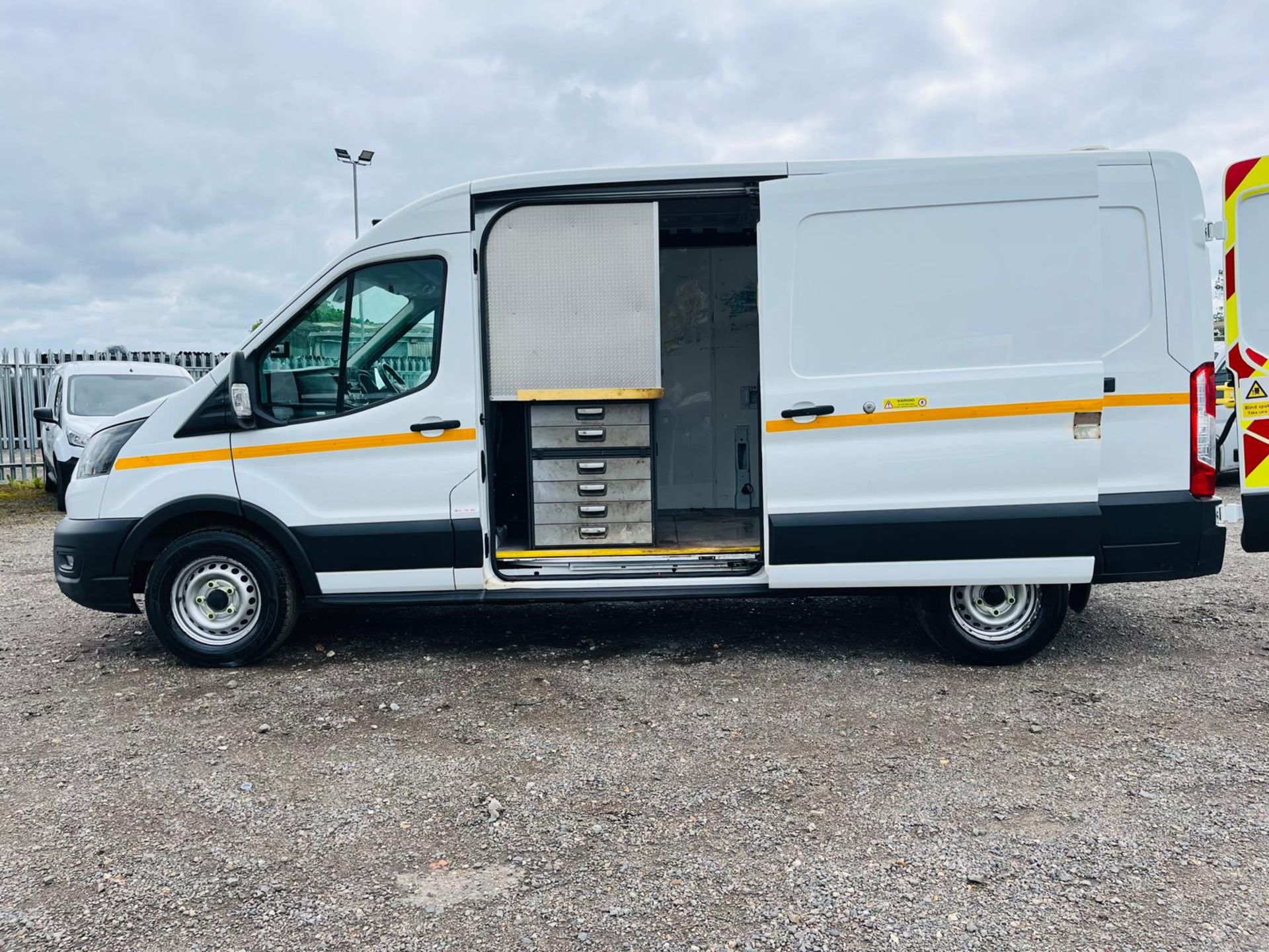 Ford Transit Leader 2.0 EcoBlue 130 T350 L3 H2 2020 '20 Reg' - ULEZ Compliant - A/C - Panel Van - Image 5 of 33